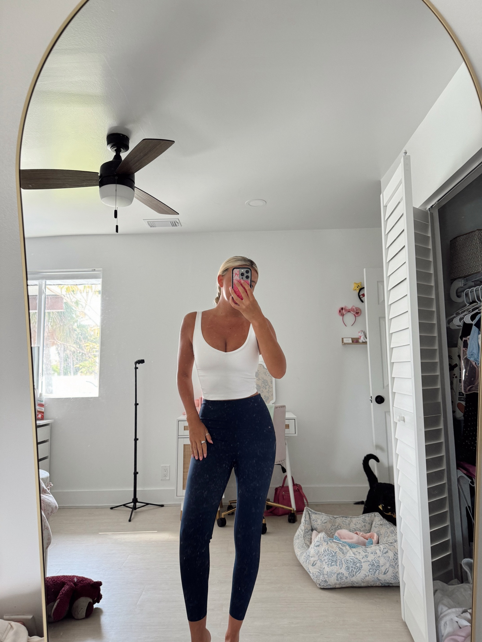 don’t mind the dirty mirror but OBSESSED w my Spanx leggings!! so snatchy!! 

#LTKActive #LTKOver40