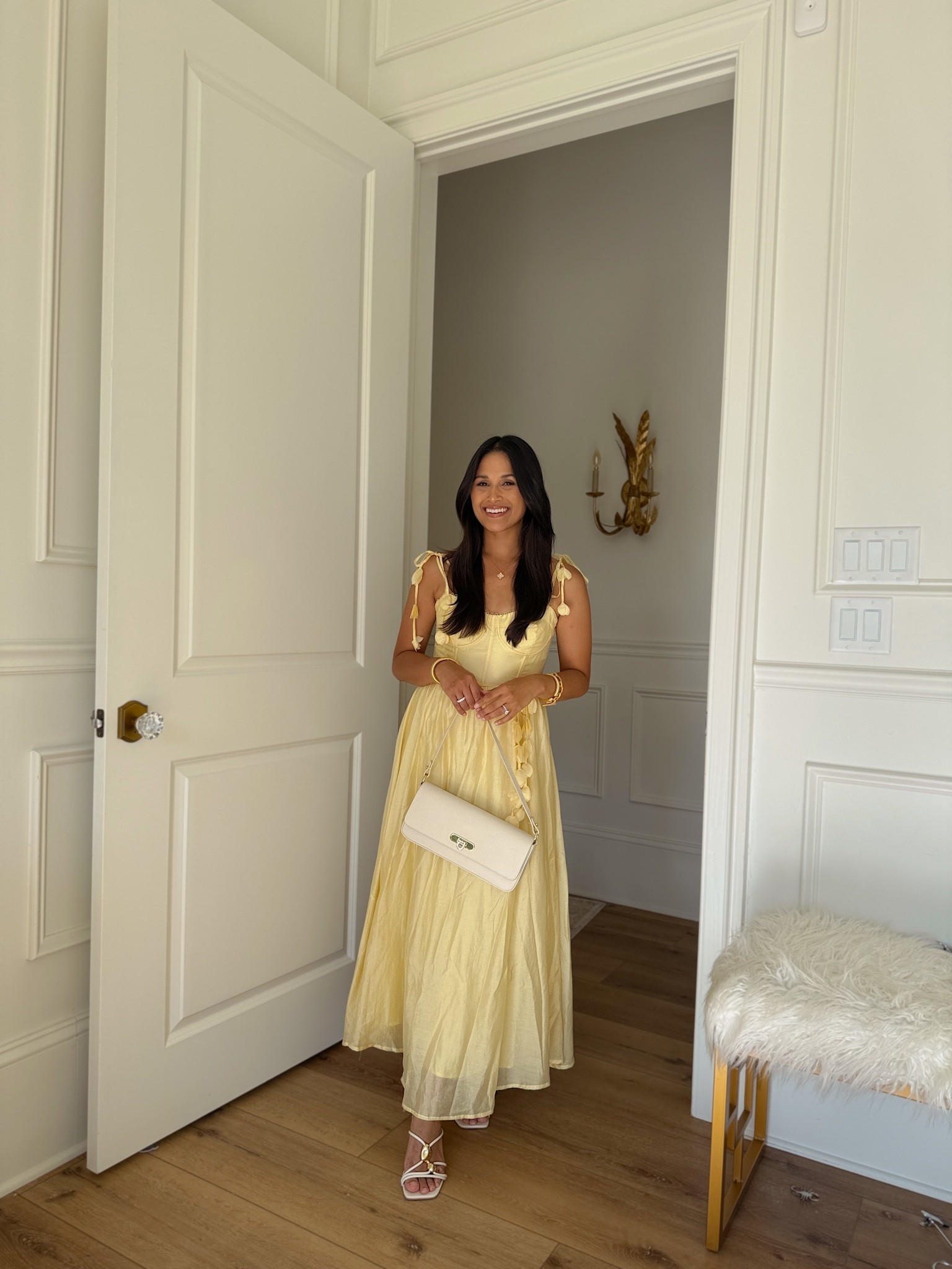 Obsessed with this yellow midi dress! Comes in more prints and colors.
Take 15% OFF with code: HAUTE15
Take 20% OFF my bag with code: HAUTE20

#astrthelabel #giginewyork

#LTKMothersDay #LTKmomlife

#LTKootd