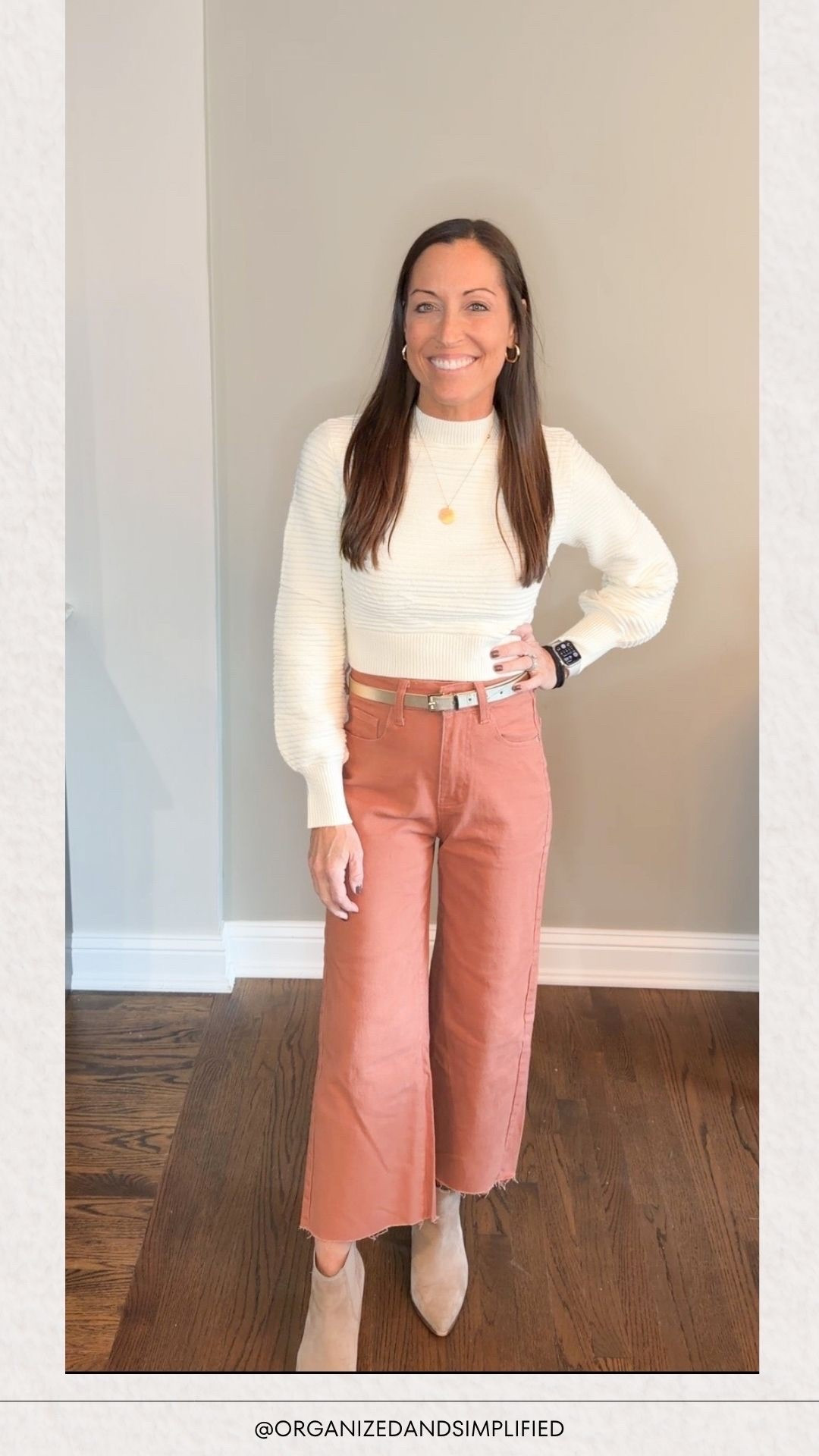 Thanksgiving outfit inspiration! Love the color of these pants and they are super comfortable! 

#LTKHoliday #LTKWorkwear #LTKSeasonal