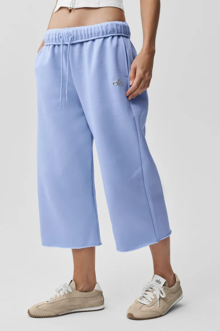 Accolade Cutoff Sweatpant | Alo Yoga