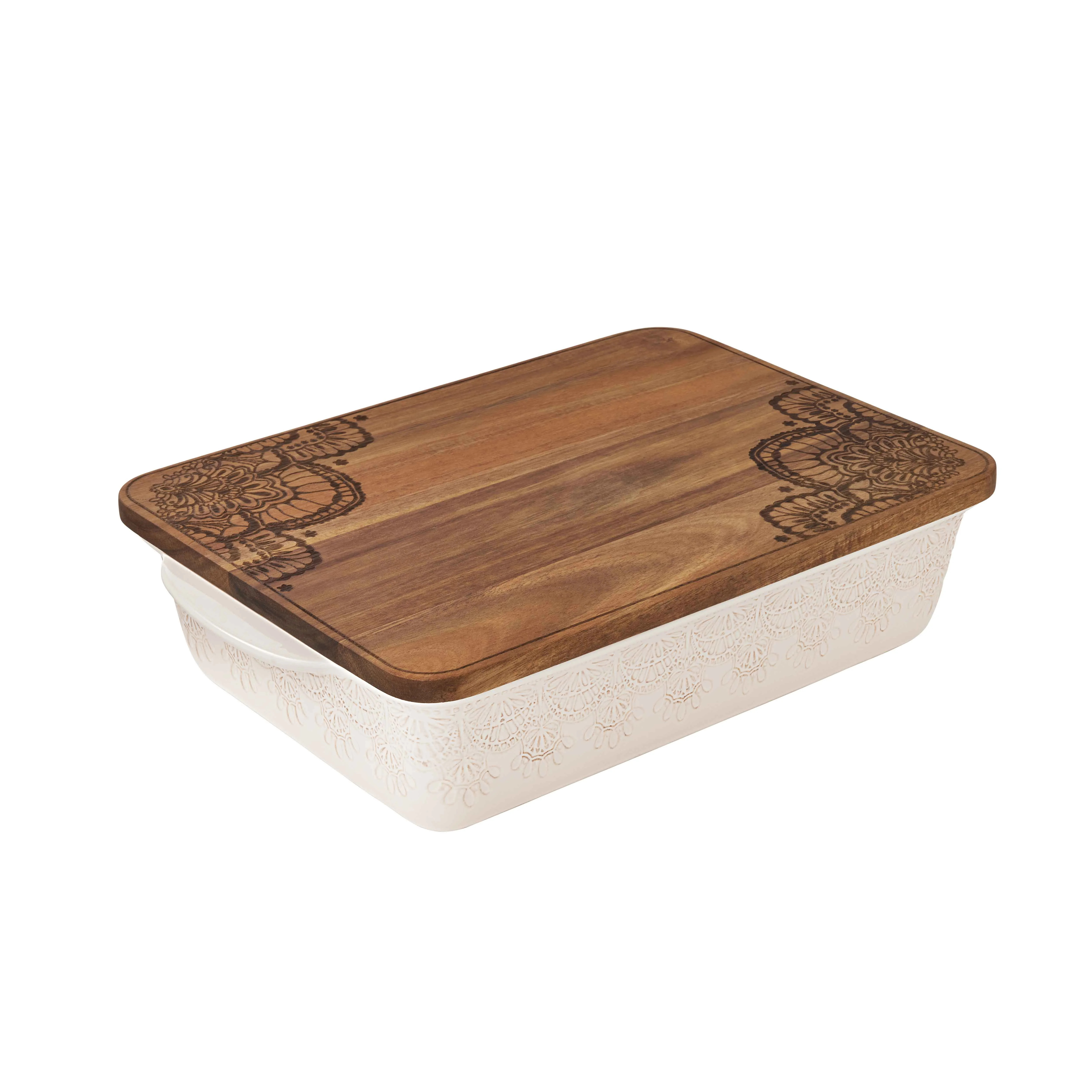 The Pioneer Woman Vintage Lace 9" x 13" Ceramic Baker with Wood Lid, Linen | Walmart (US)
