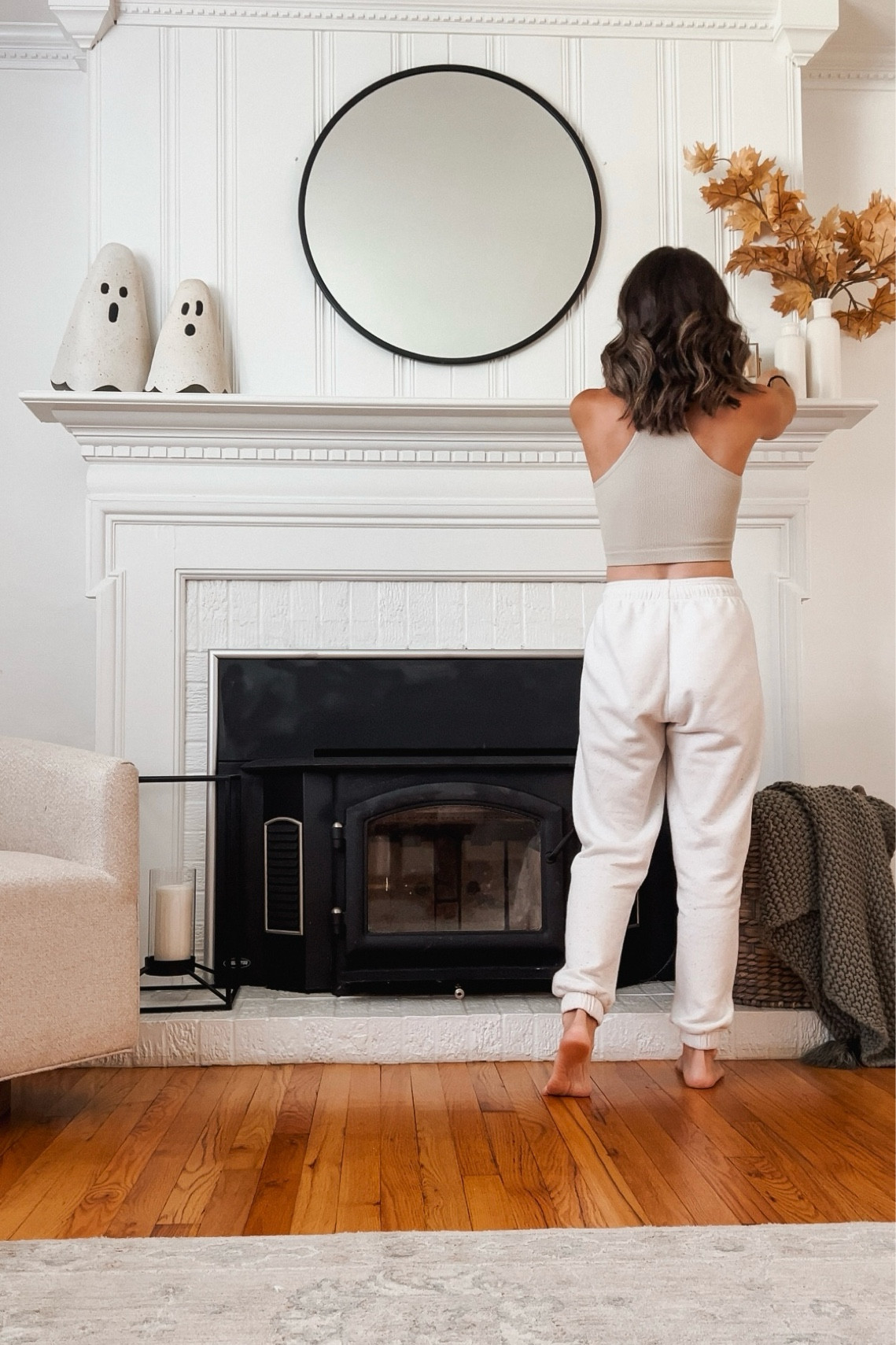 two things to take away from this: 

1. Cozy clothes are superior to cute clothes. Idc what anyone says. 

2. Simple is often times better. I shopped my house for all of these items, with the exception of the cute little ghosts (can you can also put outside!). I love the look. 😍🍂

#fallmantle #cozyhome #neutralhome #momof4 #ltkhome #ltk