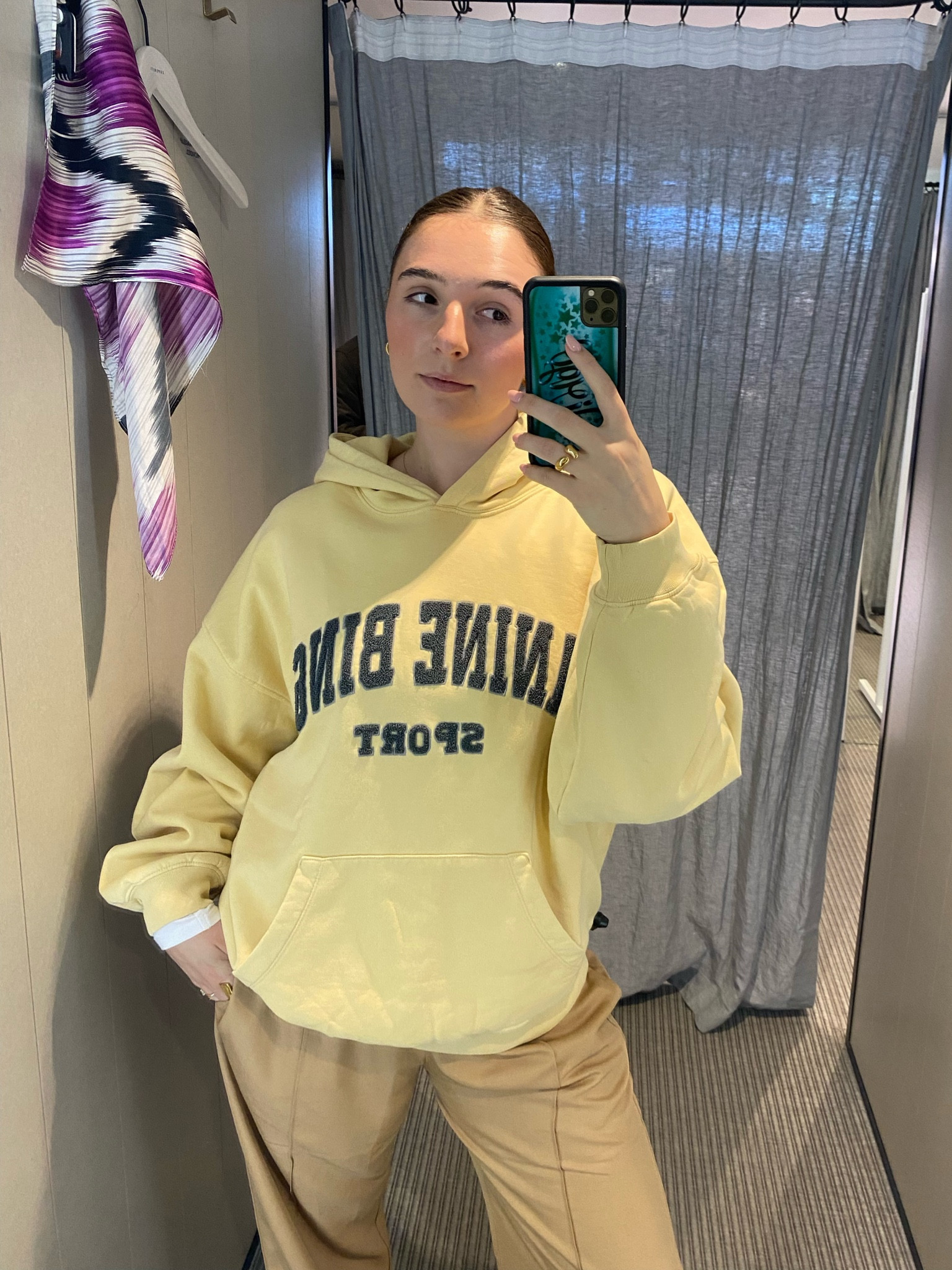 Anine bing hoodies are such a staple in my wardrobe 




#LTKstyletip #LTKaustralia