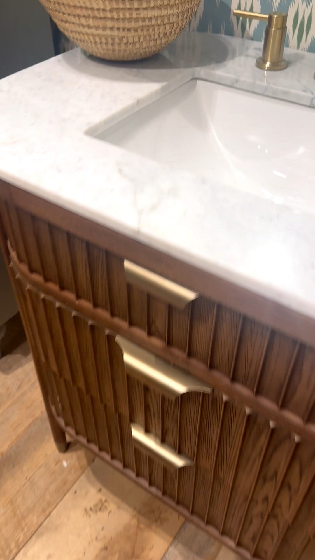 ssical details, modern function. This double vanity is one of those timeless pieces that instantly elevates a bathroom. The fluted wood detailing brings warmth and texture, the Carrara marble countertop adds an elegant, refined finish, and the brass accents give it just the right amount of sophistication. I also love that it’s as practical as it is beautiful—generous drawer storage keeps everything organized, while the soft self-closing drawers add a premium touch to your everyday routine.

Anthropologie Home is up to 40% off on select pieces—sale ends tonight. If you’ve been thinking about a bathroom refresh, this is the perfect time to invest in a piece that blends timeless craftsmanship with modern functionality.

#AnthropologieHome #BathroomVanity #DoubleVanity #CarraraMarble #BrassHardware #FlutedWood #BathroomDesign #ModernClassic #LuxuryBathroom #HomeInspiration #InteriorDesign #BathroomRemodel #VanityGoals #TimelessDesign #HomeDecor #SaleEndsTonight

#LTKHome #LTKdayinmylife #LTKHome #LTKSaleAlert