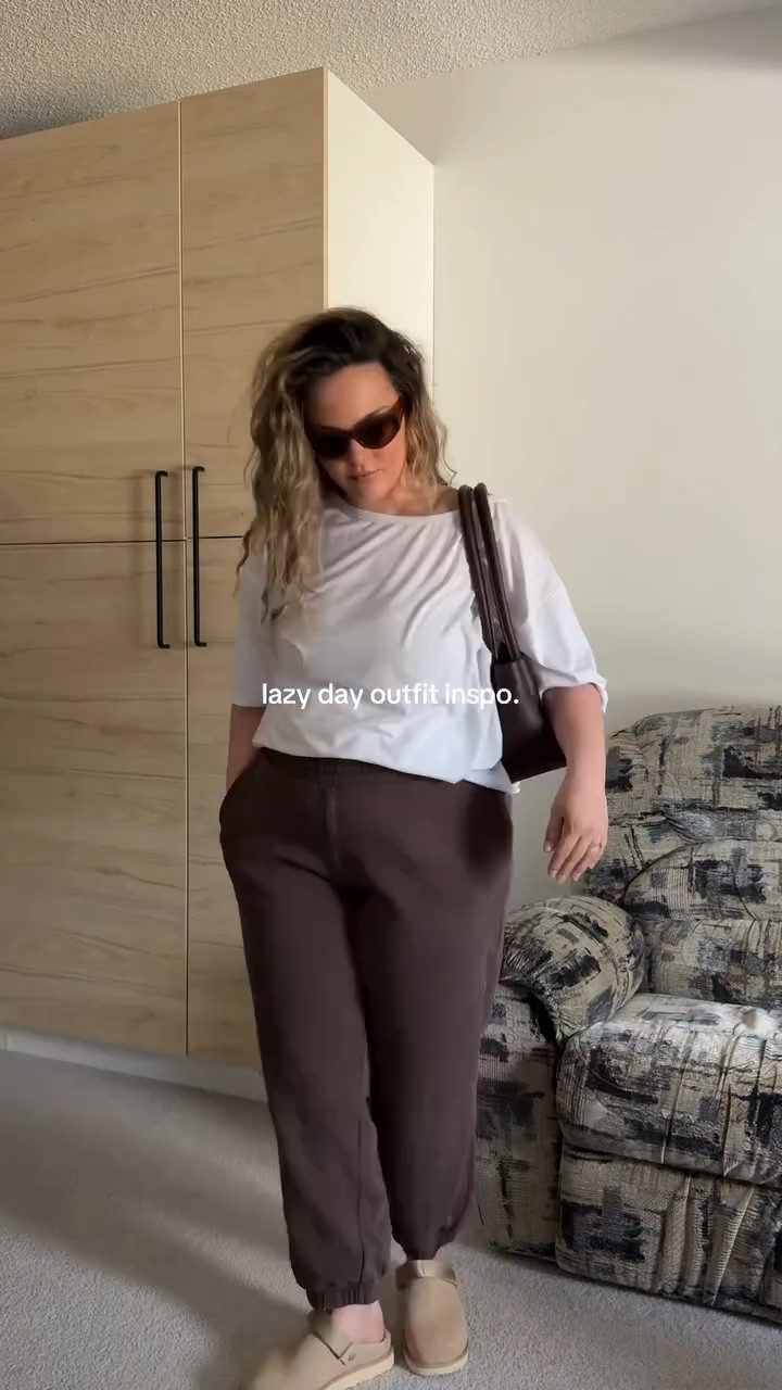 Your next lazy day outfit inspo ☁️

Comment “COMFY” and I’ll send you the outfit details in a link!