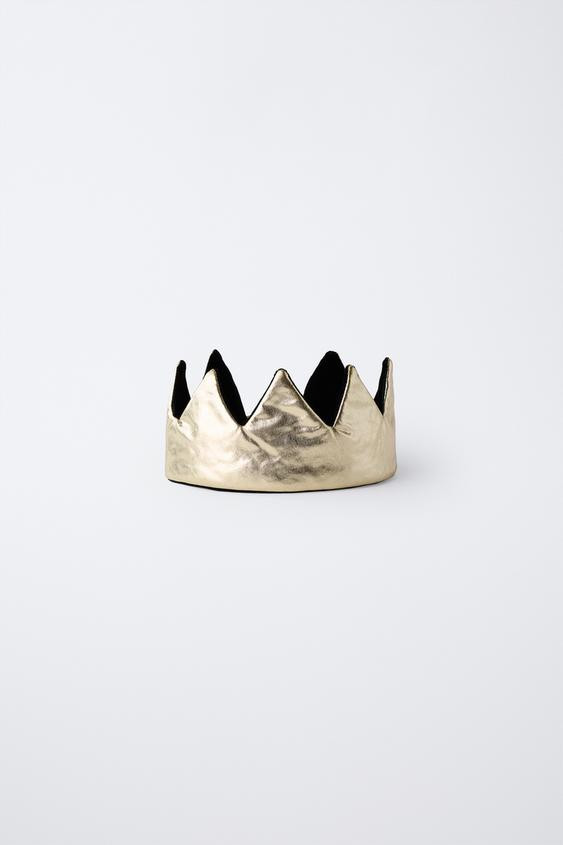 NEWREVERSIBLE VELVET CROWN$ 17.90Black | 0653/725/800Add to cartAddReversible crown with elastic ... | Zara US