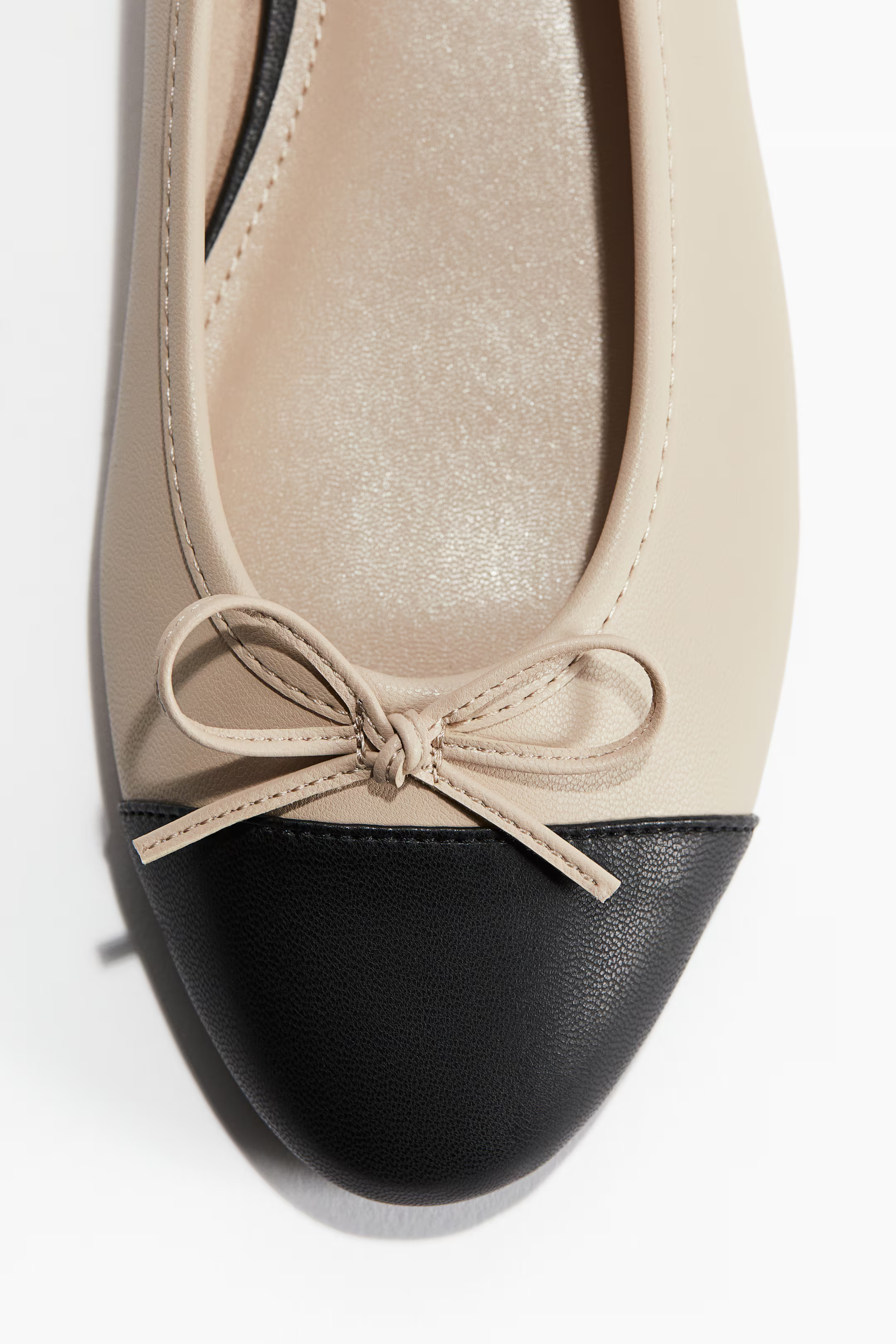 Ballet Flats - No heel - Beige/black - Ladies | H&M US | H&M (US + CA)