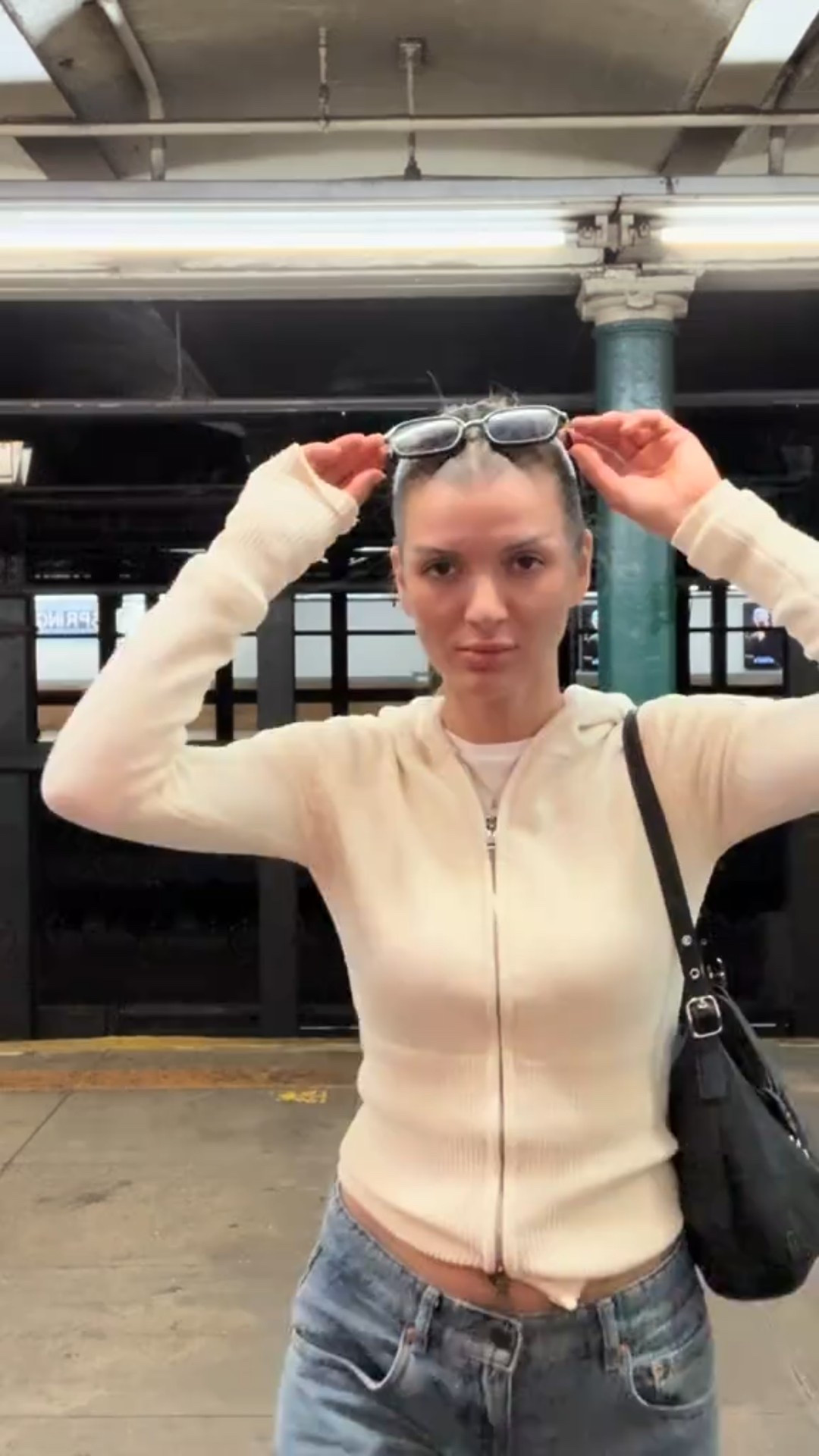 Wearing a size xs in the sweater

#LTKFindsUnder50 #LTKFindsUnder100 #LTKSeasonal