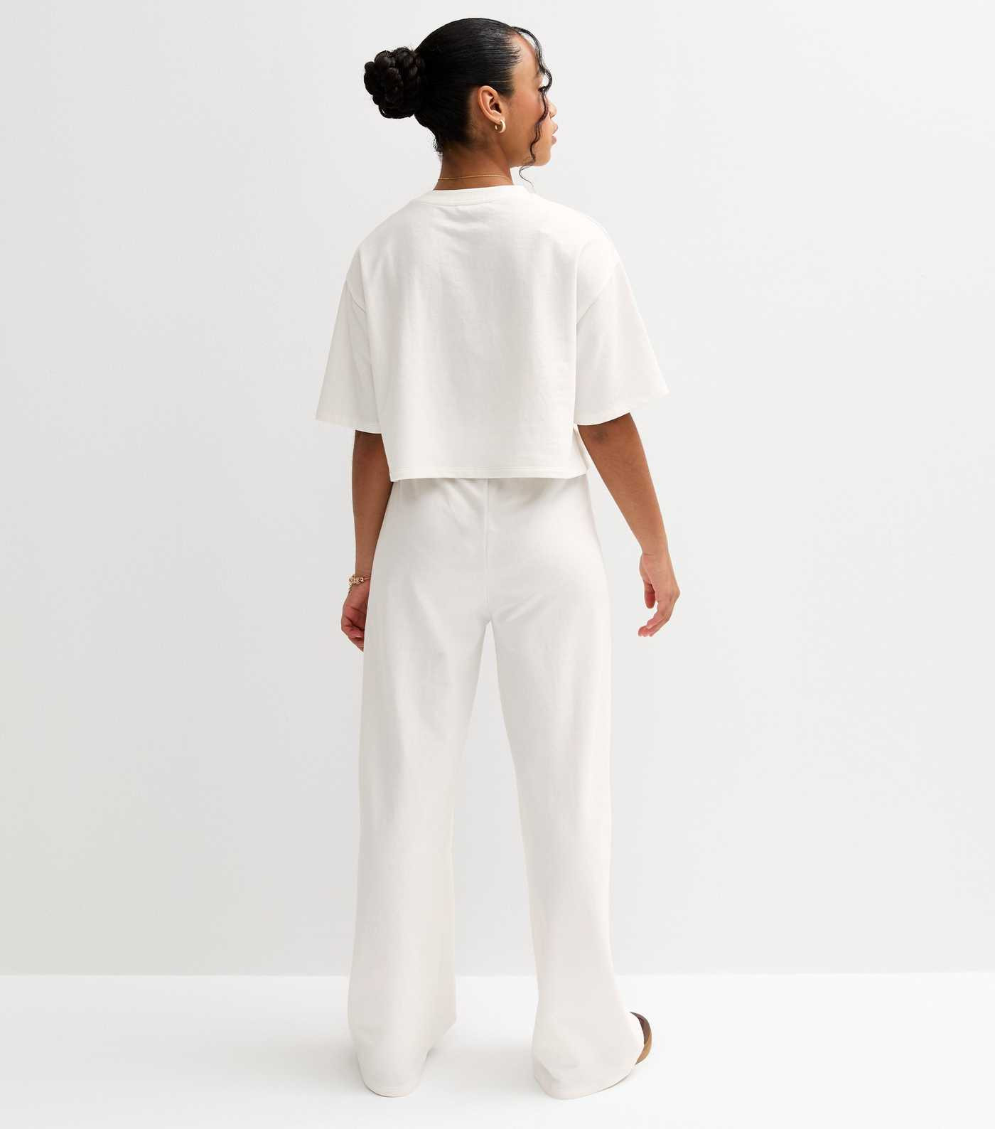 Girls Off White Wide Leg Joggers | New Look | New Look (UK)