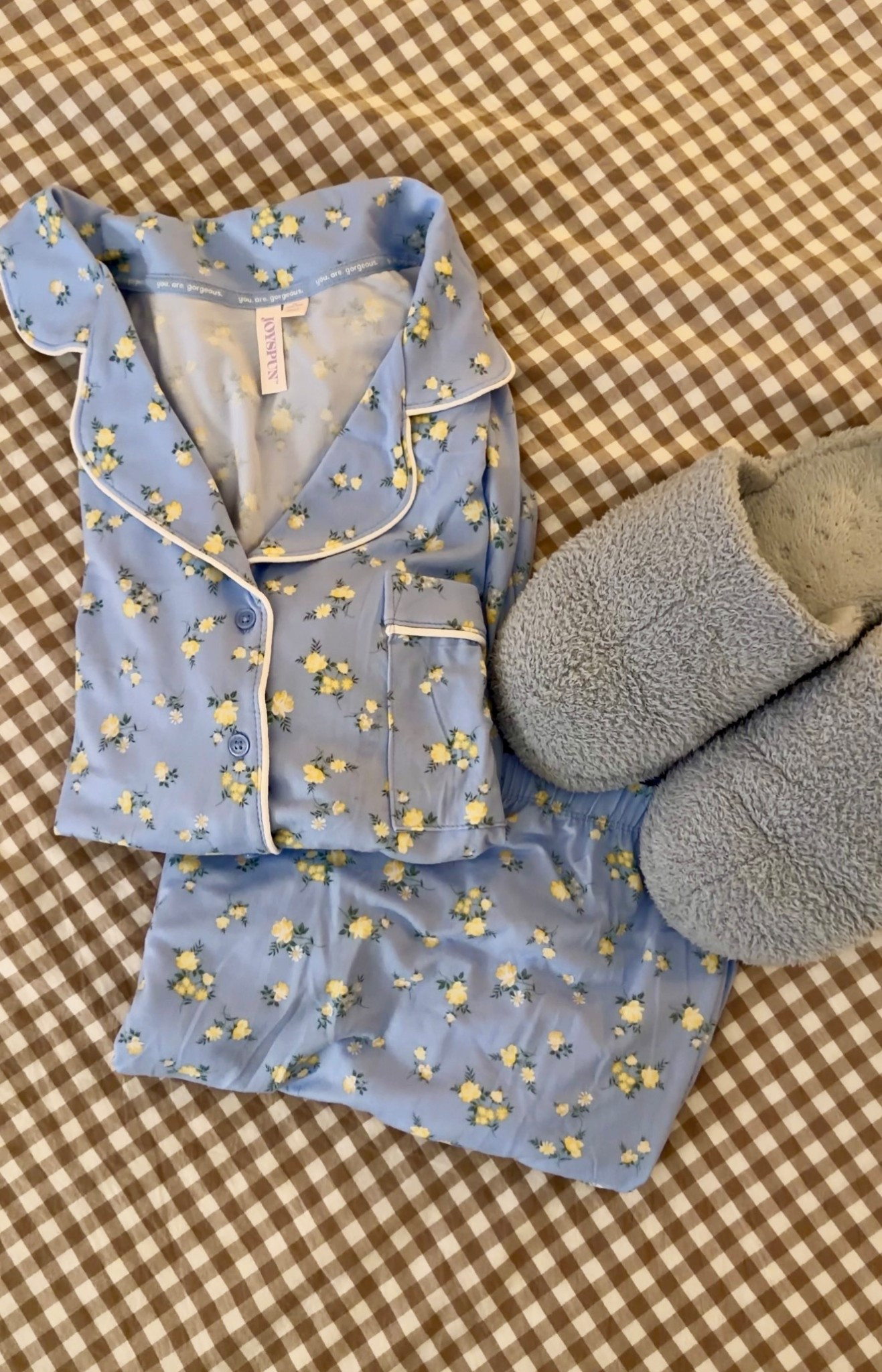 one of the new PJs I got myself from Walmart for Christmas hehe (tagging some of my other faves as well🩷)

#LTKPlusSize #LTKMidsize #LTKFindsUnder50