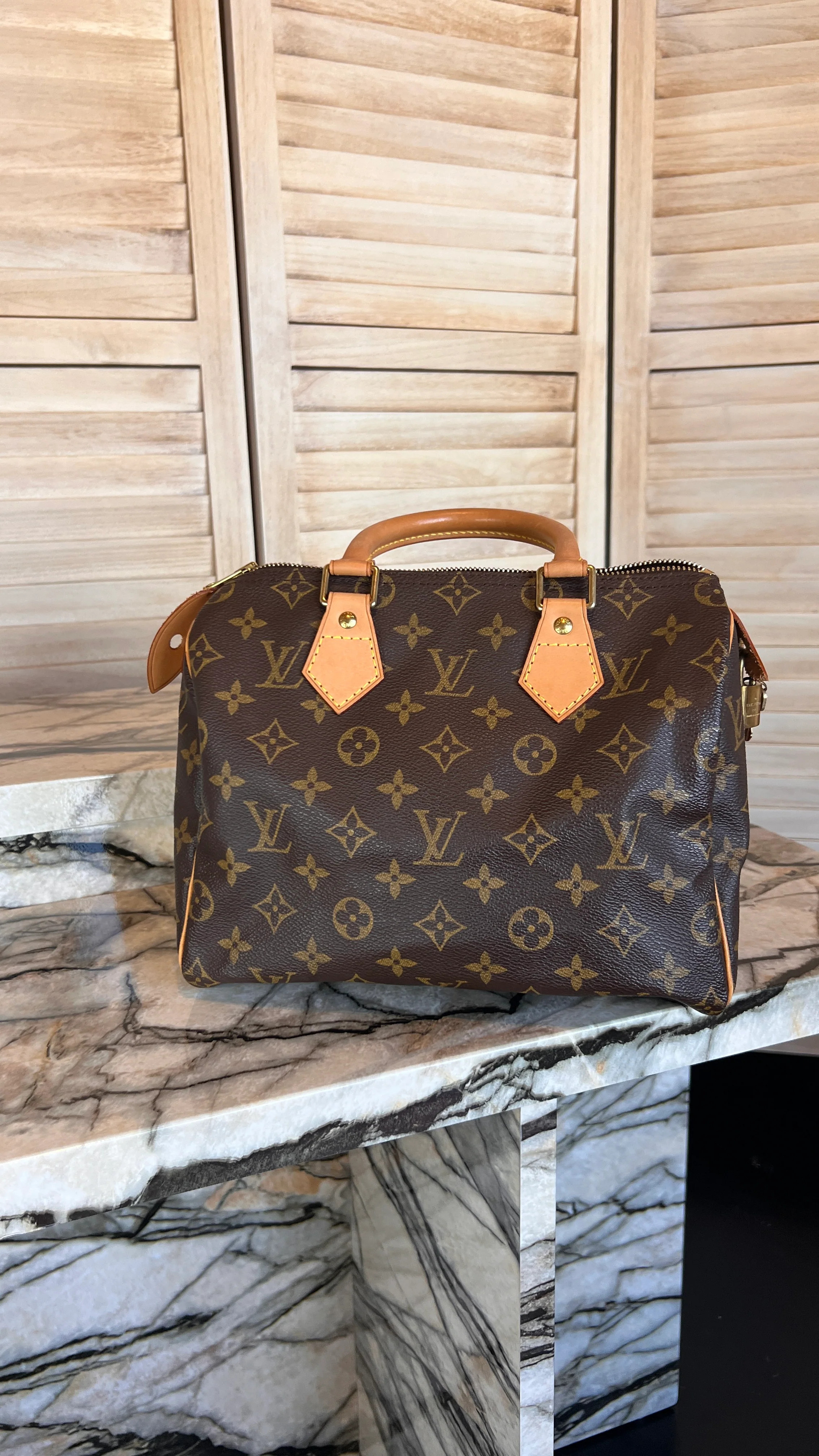 Monogram Speedy 25 - Louis Vuitton | Statement Boutique