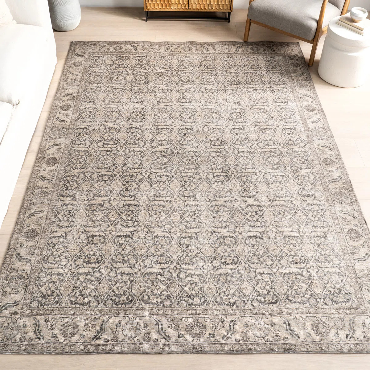 Jeccica Distressed Vintage Medallion Jute Blend Polyester Area Rug | Wayfair North America