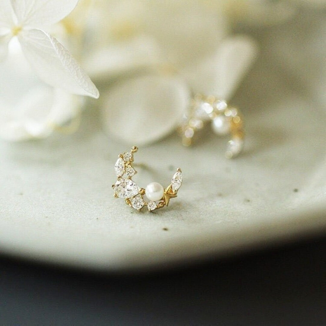 9K Solid Gold Crescent Moon Stud Earrings, 9K Real Gold Delicate Sparkly Moon Stud Earrings for W... | Etsy (US)