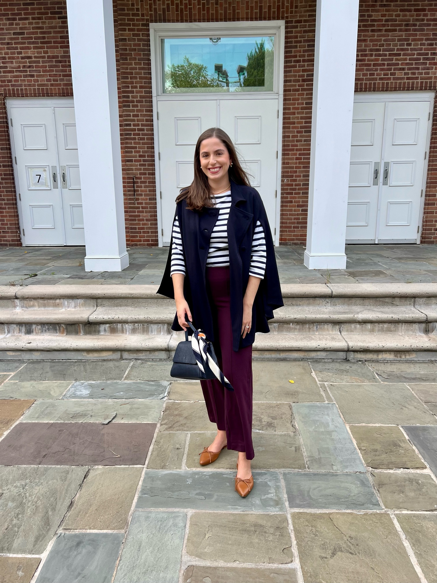 Nothing more chic than a cape 💁🏽‍♀️
I find my fall wardrobe is kind of a capsule collection full of navy’s, burgundy’s and browns with the occasional pop of red and green. Definitely less colorful than my spring and summer wardrobe 😂 


Cape, stripes, Parisienne style, French girl style, fall outfit, burgundy pants, business casual, workwear, fall workwear, fall office style, striped shirt, brown mules, brown flats, fall capsule collection, fall clothes, fall fashion, fall style

#LTKStyleTip #LTKWorkwear #LTKSeasonal