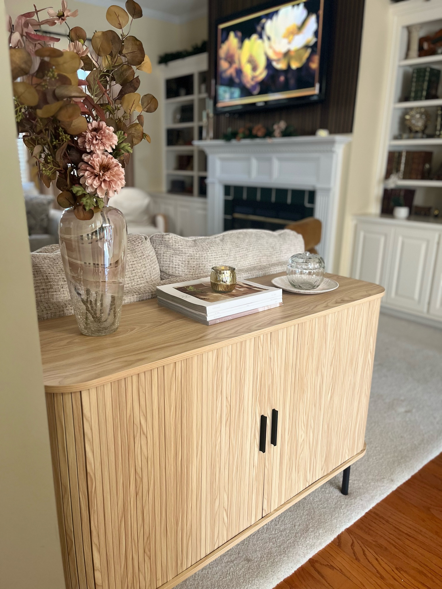 Loving my fall decor 

#LTKHome #LTKSaleAlert #LTKSeasonal