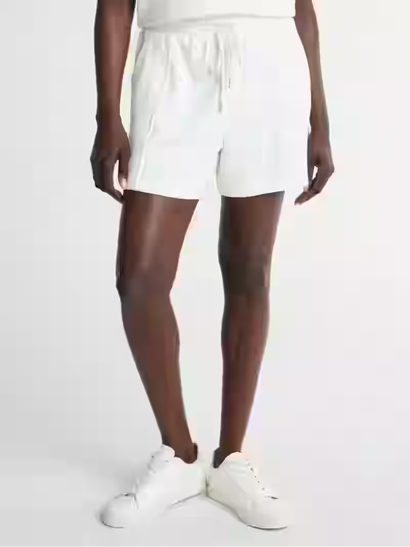 Scoop Women's and Women’s Plus Ultimate ScubaKnit Seamed Shorts, Sizes XS-4X | Walmart (US)