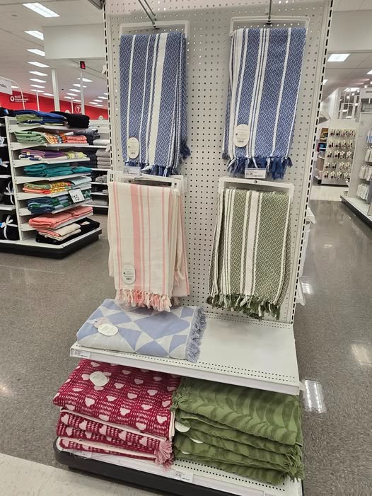 These oversized beach towels = my summer obsession 🙌
So soft, extra roomy, and PERFECT for beach days, pool days, lake trips, or just laying out in the backyard ☀️🏖️ The colors + patterns are SO cute too!

I officially don’t want regular towels anymore 😍

#LTKhome #LTKsummer #BeachEssentials #SummerFinds #PoolDay #BeachStyle #TargetFinds #AmazonFinds #OversizedBeachTowel 

 