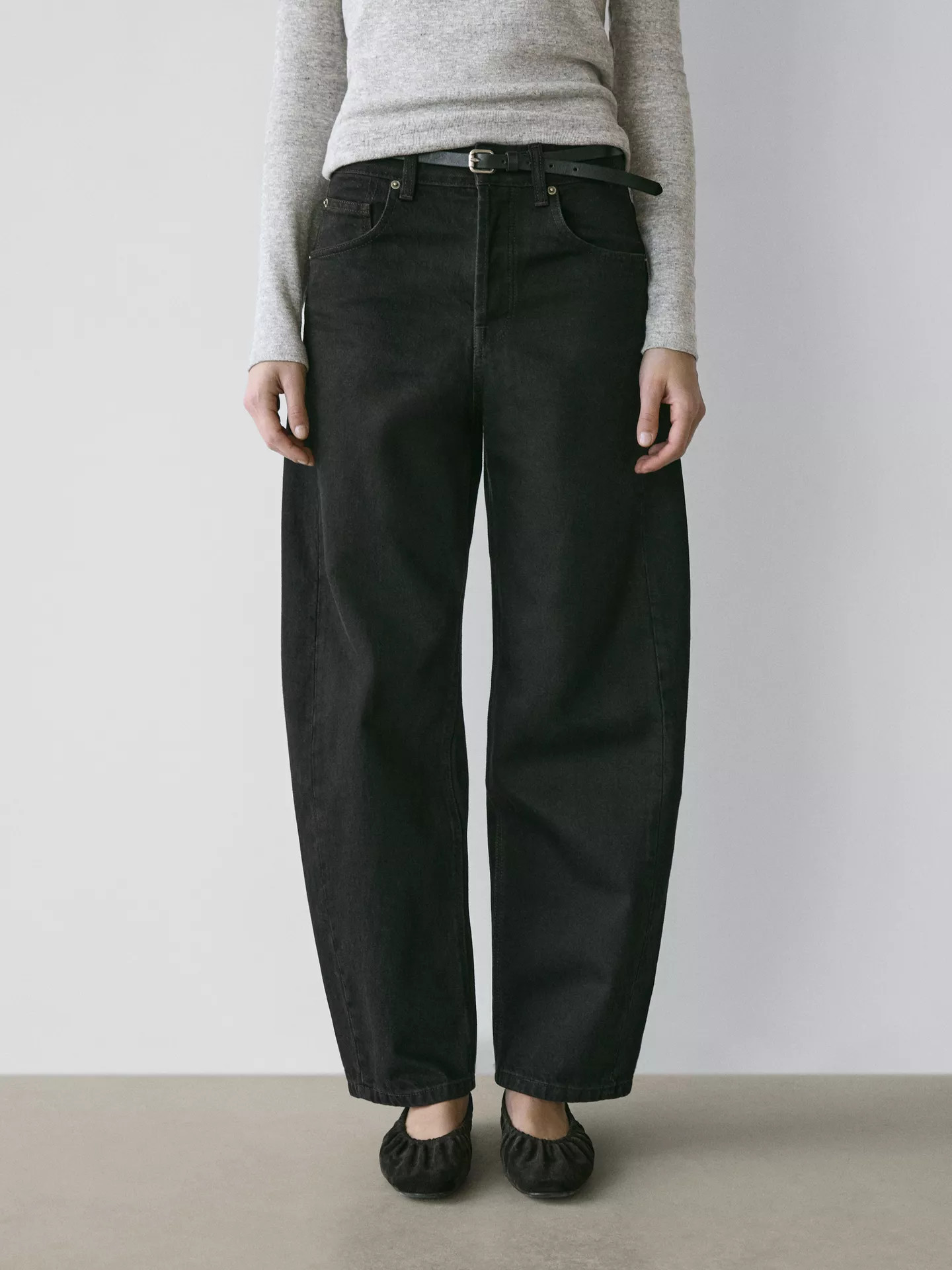 Mid-rise balloon fit jeans | Massimo Dutti UK