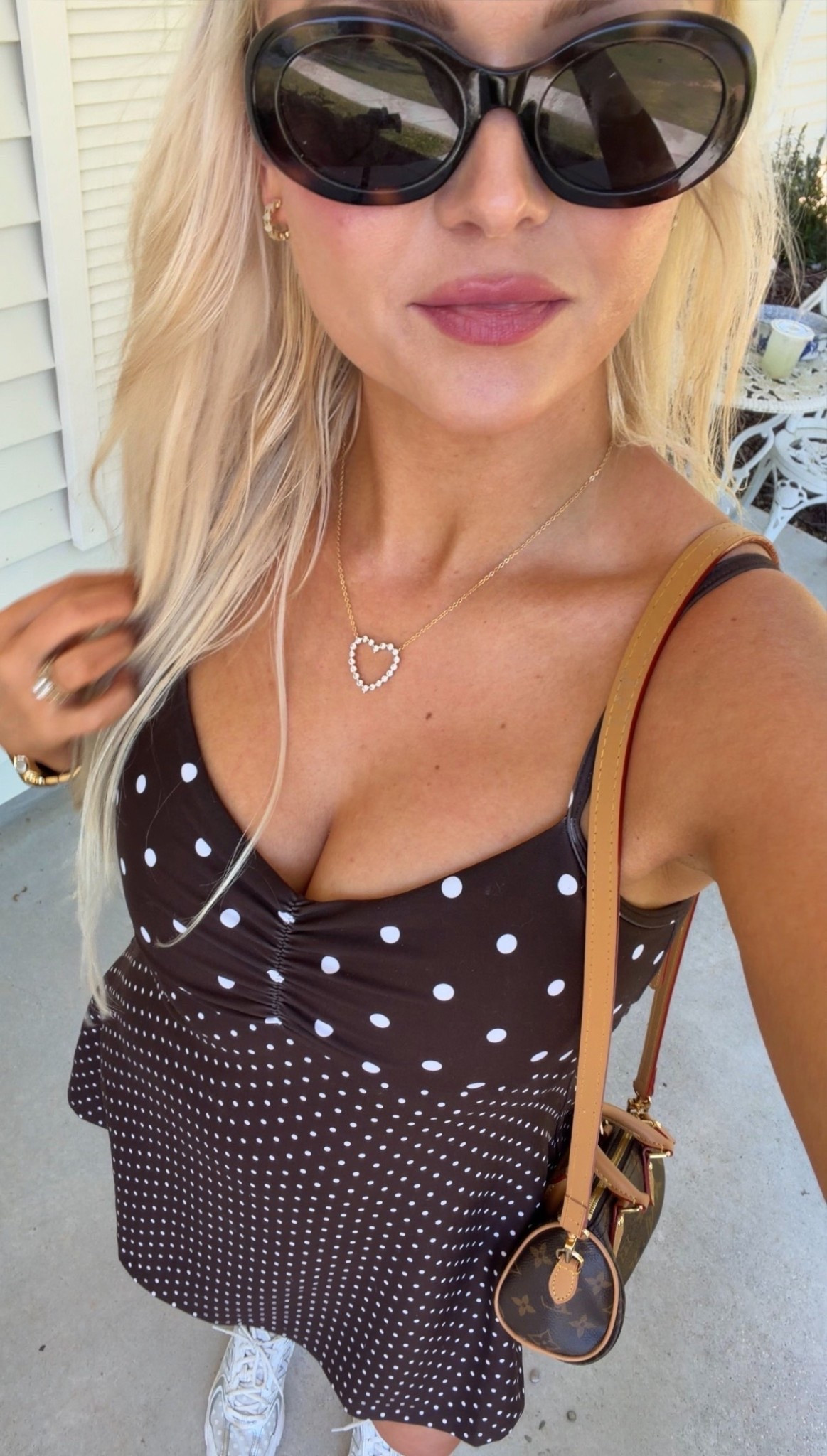 polka dot girl 🤍


#polkadot #athleticdress #abercrombie 

#LTKootd #LTKSaleAlert #LTKActive
