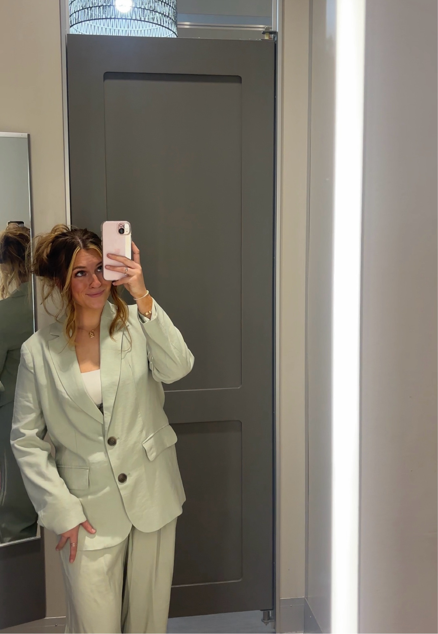 I am in love with this set for Target!! So stylish & affordable! 

#LTKWorkwear #LTKFindsUnder50 #LTKStyleTip