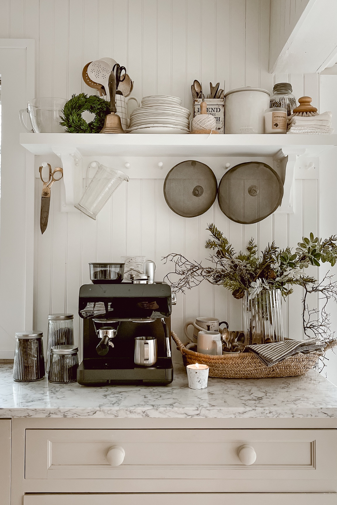 Cozy coffee station with my new favorite coffee gadget from @Wayfair

#ad #liketkit #LTKHoliday #LTKhome #LTKGiftGuide
@shop.ltk
https://liketk.it/3XnlA