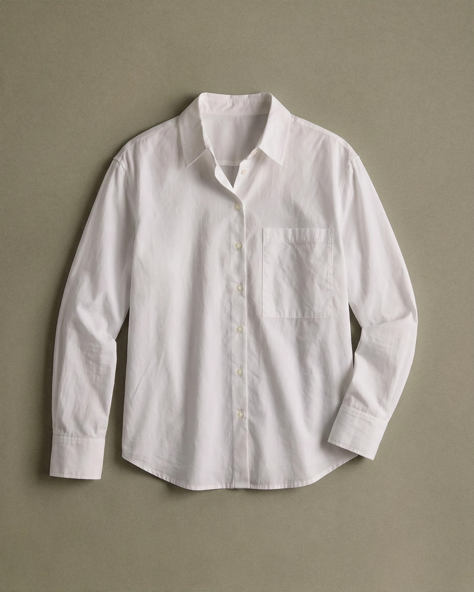 Quince | Women's Poplin Long Sleeve Boyfriend Shirt in Black, Size Medium, Organic Cotton | Quince
