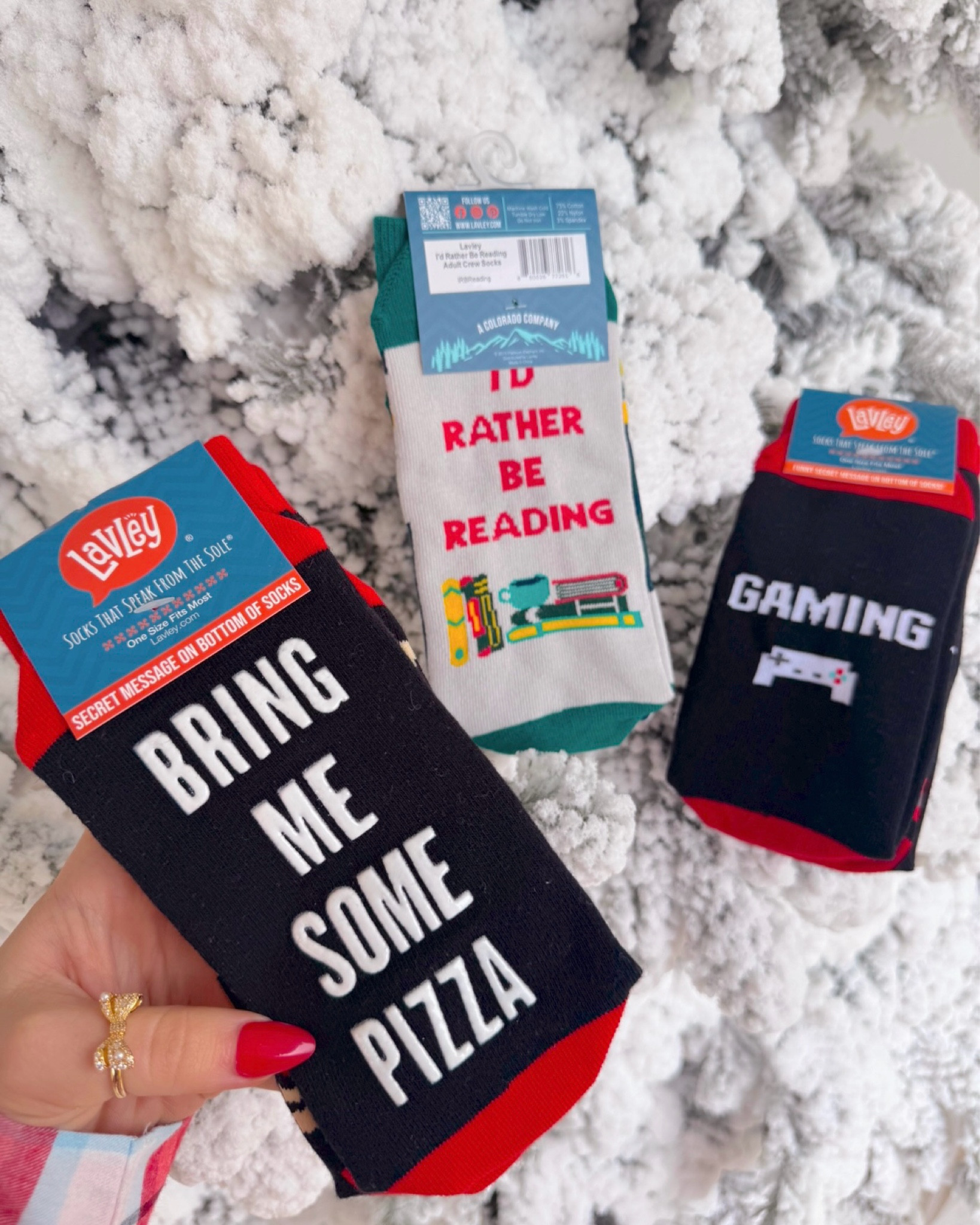 Amazon last minute gift idea 🎁 Fast 2 day shipping! Novelty socks for him

Gifts for him, socks, novelty socks, stocking stuffers, Last minute gifts, gift ideas, amazon, Amazon gifts, Amazon gift ideas, Madison Payne 

#LTKHoliday #LTKGiftGuide #LTKSeasonal