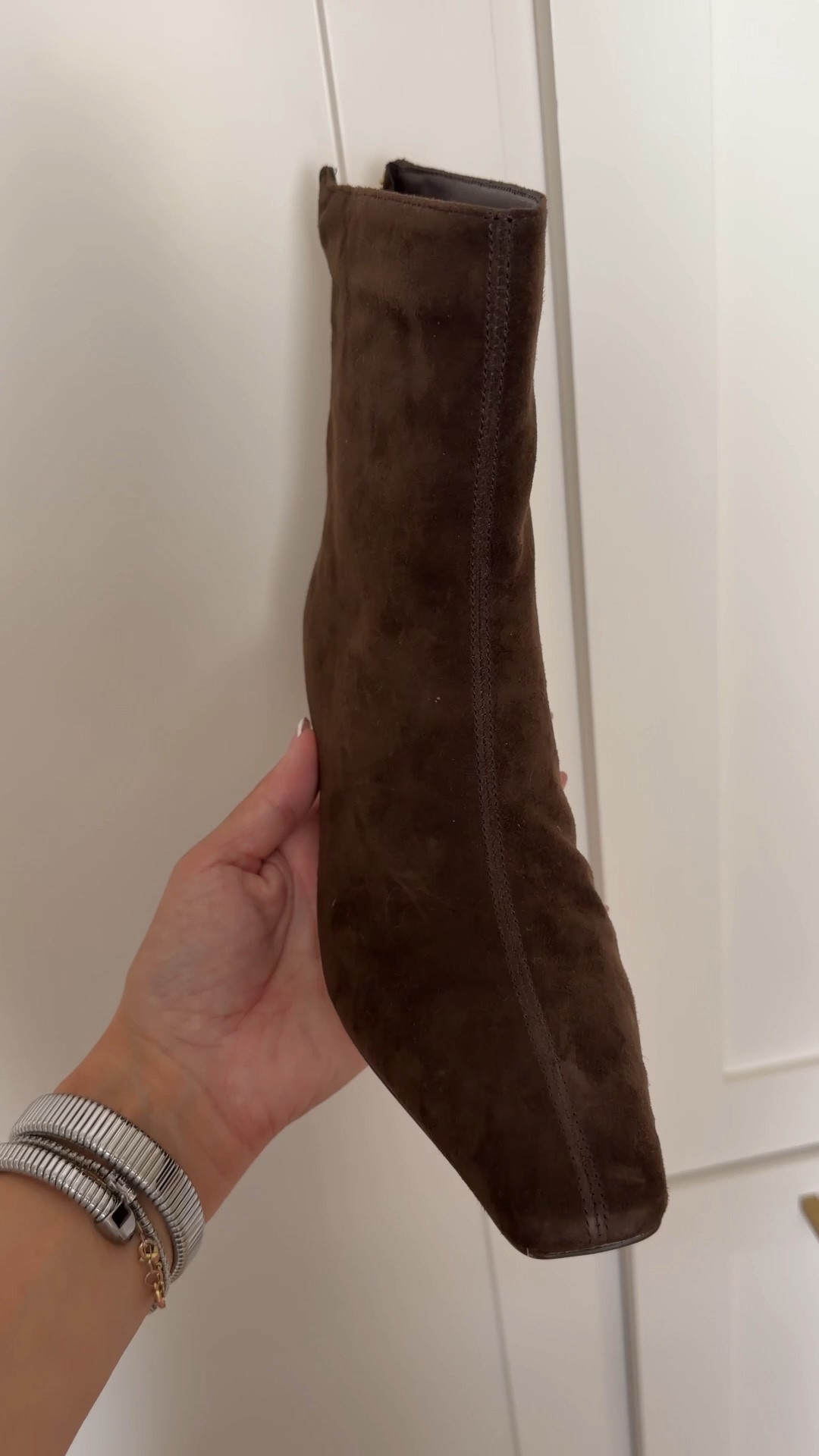 It’s officially boot season @Steve Madden US 
This color.  The texture.  10/10!!!

#LTKootd #LTKgrwm