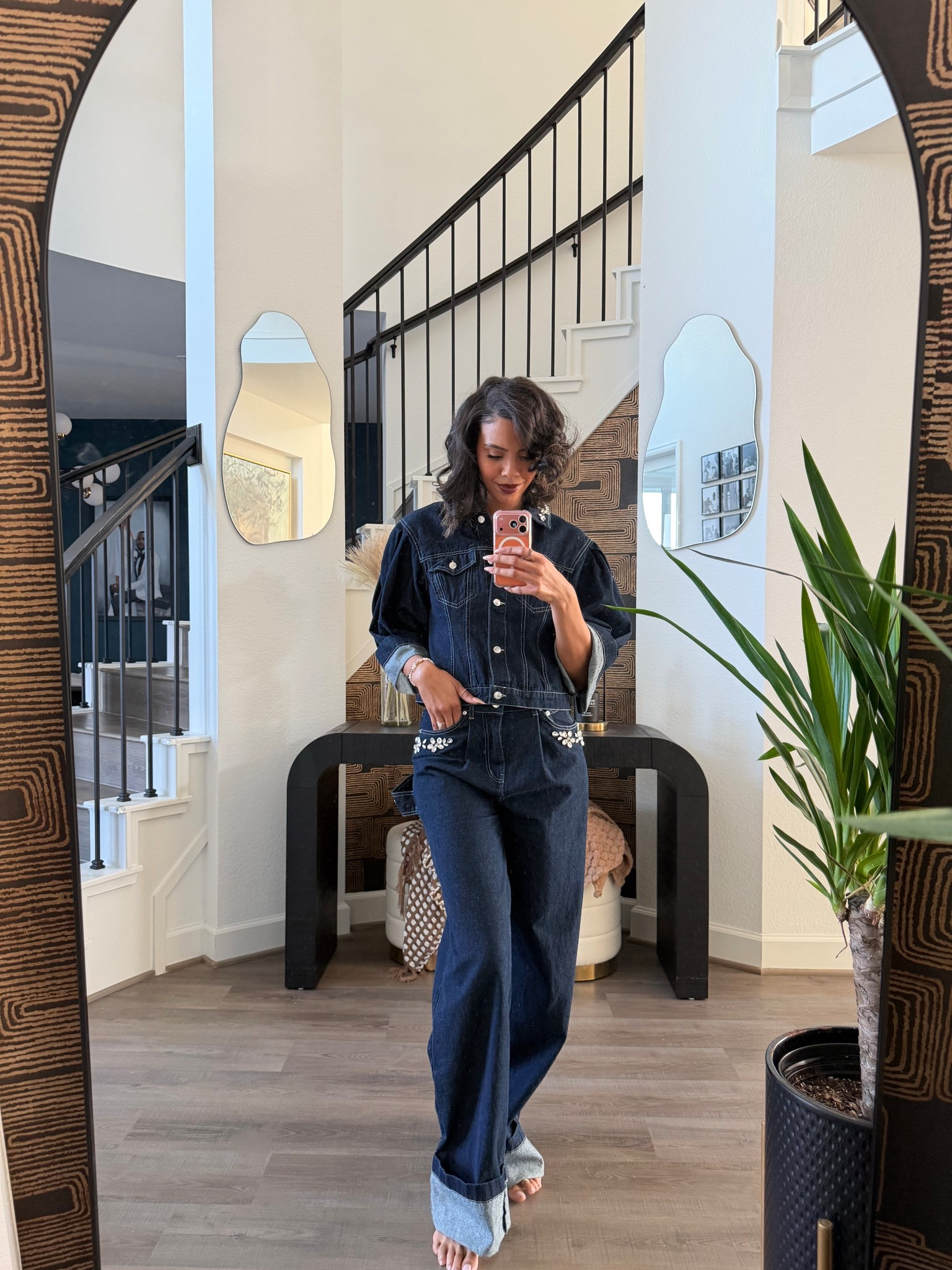 Dazzling Denim✨

Jacket: Small
Jeans: 27

@stevemadden-us 

#LTKTall #LTKBeauty #LTKgrwm