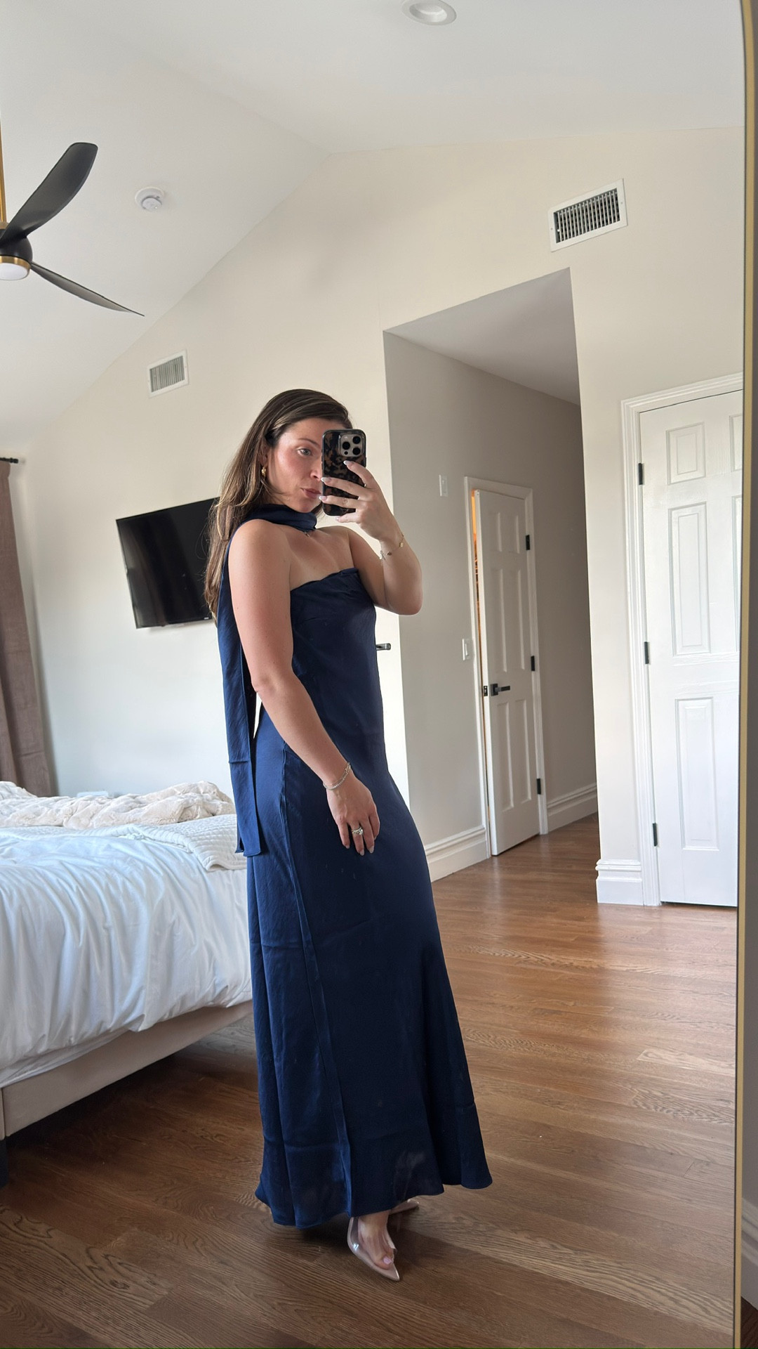 Fall wedding guest dress from Abercrombie - runs big this a medium but was falling down. Size down. ( unless you have larger chest to fill it???) idk. I’d have to try a small. 
Fall dress, wedding guest, blue dress 

#LTKWedding #LTKSeasonal #LTKFallSale