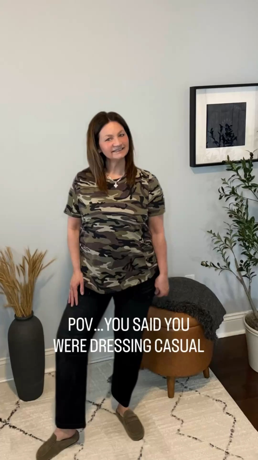 This combo is everything in my closet.😉

😉Thank you to @evalessofficial for sending me this tee and jeans!

#LTKootd