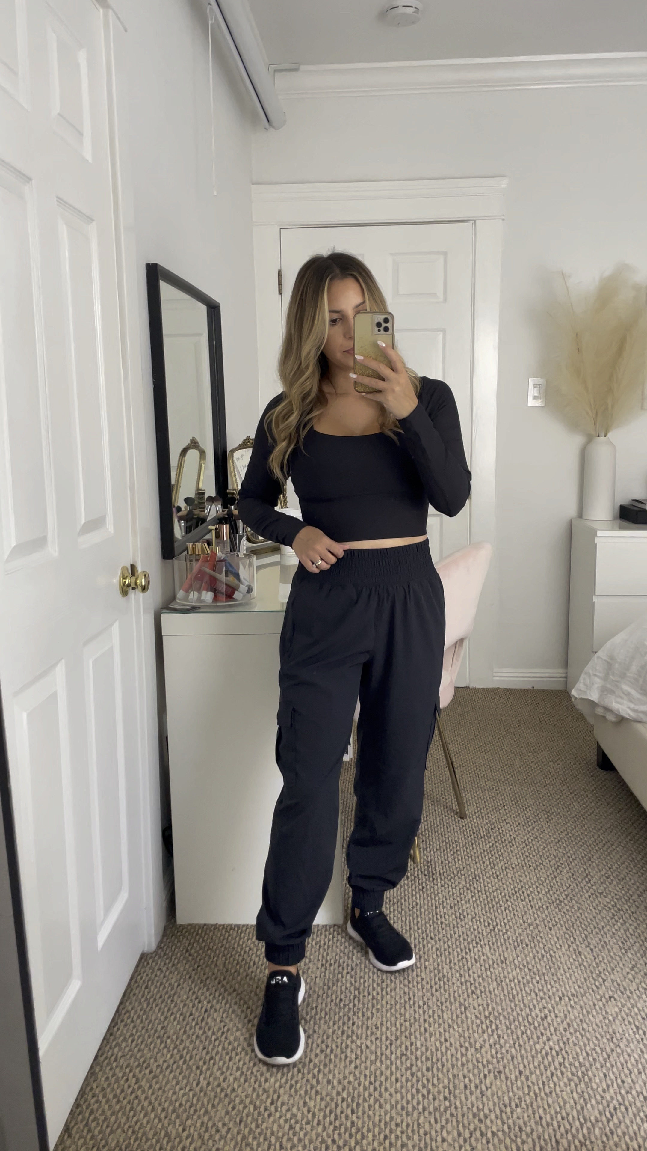 Abercrombie activewear 20% off

Bra top- small
Cargo joggers- small

Petite, activewear, workout outfit, casual outfit, Abercrombie 

#LTKsalealert #LTKfitness #LTKSale