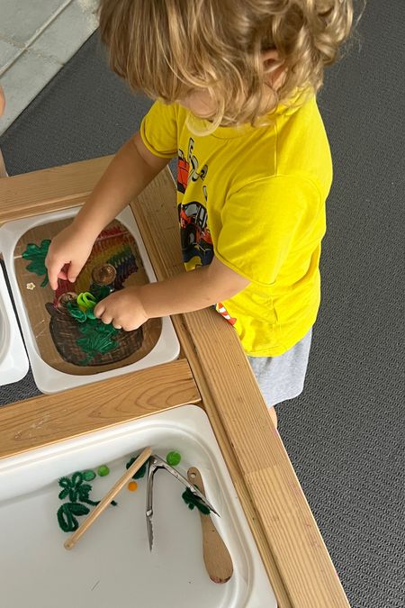Sensory table and sensory tub covers, St. Patrick’s day ☘️ theme activity for kids  