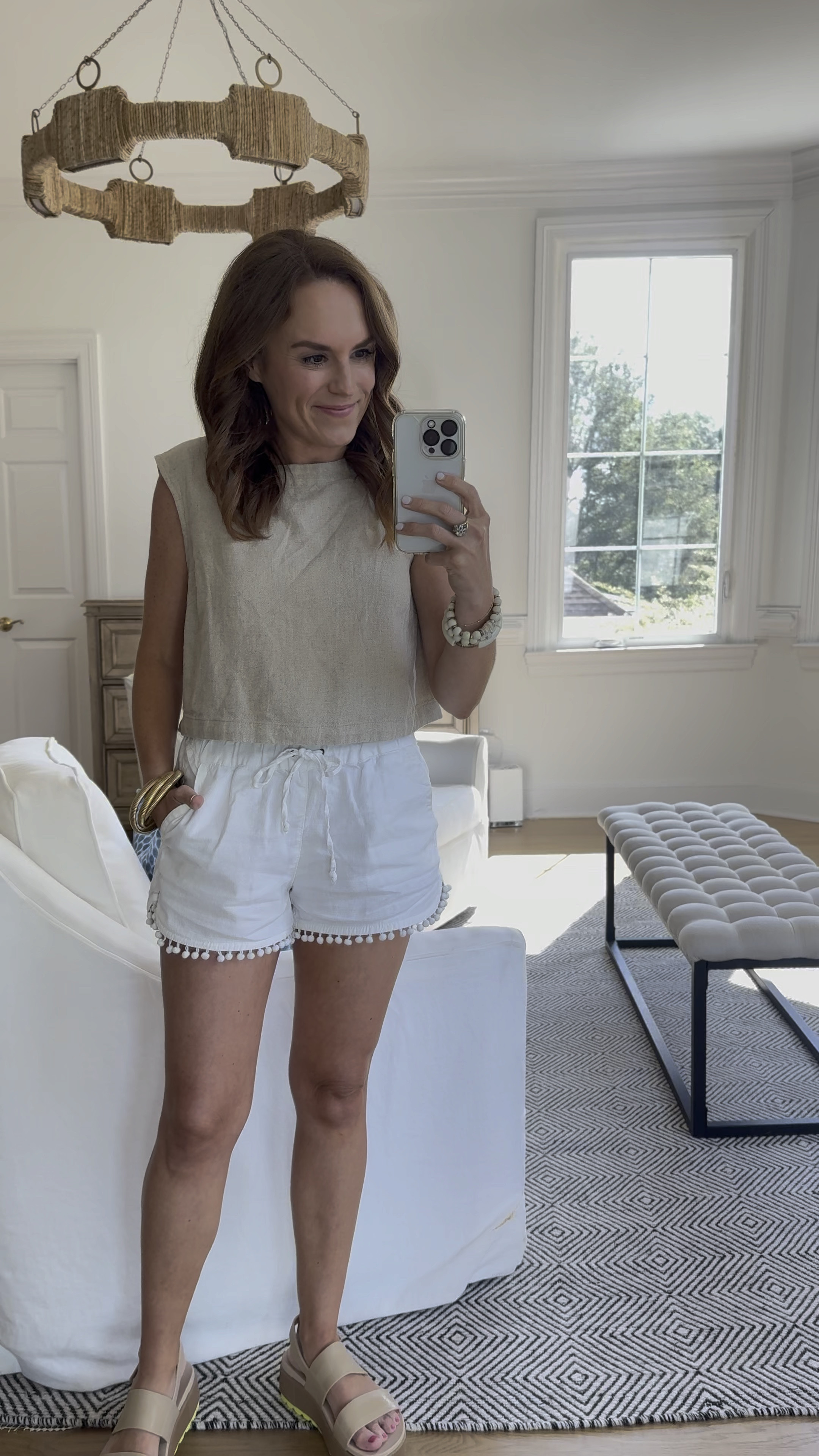 The cutest $20 cropped linen tank! COMES IN 6 colors! Wearing XS. 