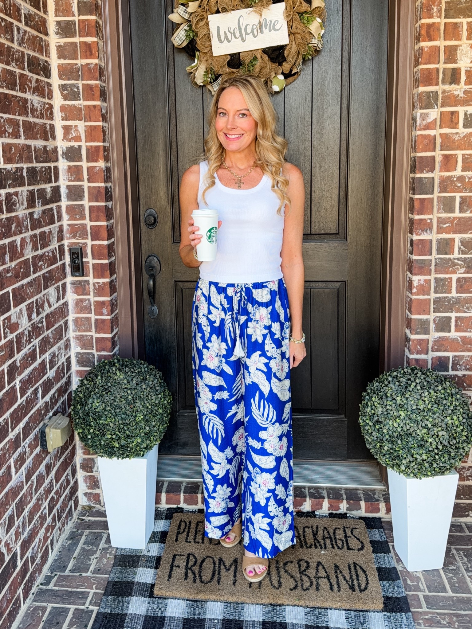 This outfit is perfect for spring or summer. These pants are so cute if you have a beach vacation! I’m wearing a small. 

Casual outfit | summer outfits | spring outfit | vacation outfit | resort wear | travel outfit | beach outfit | easy | comfy | Amazon | 



#LTKmomlife #LTKTravel #LTKootd