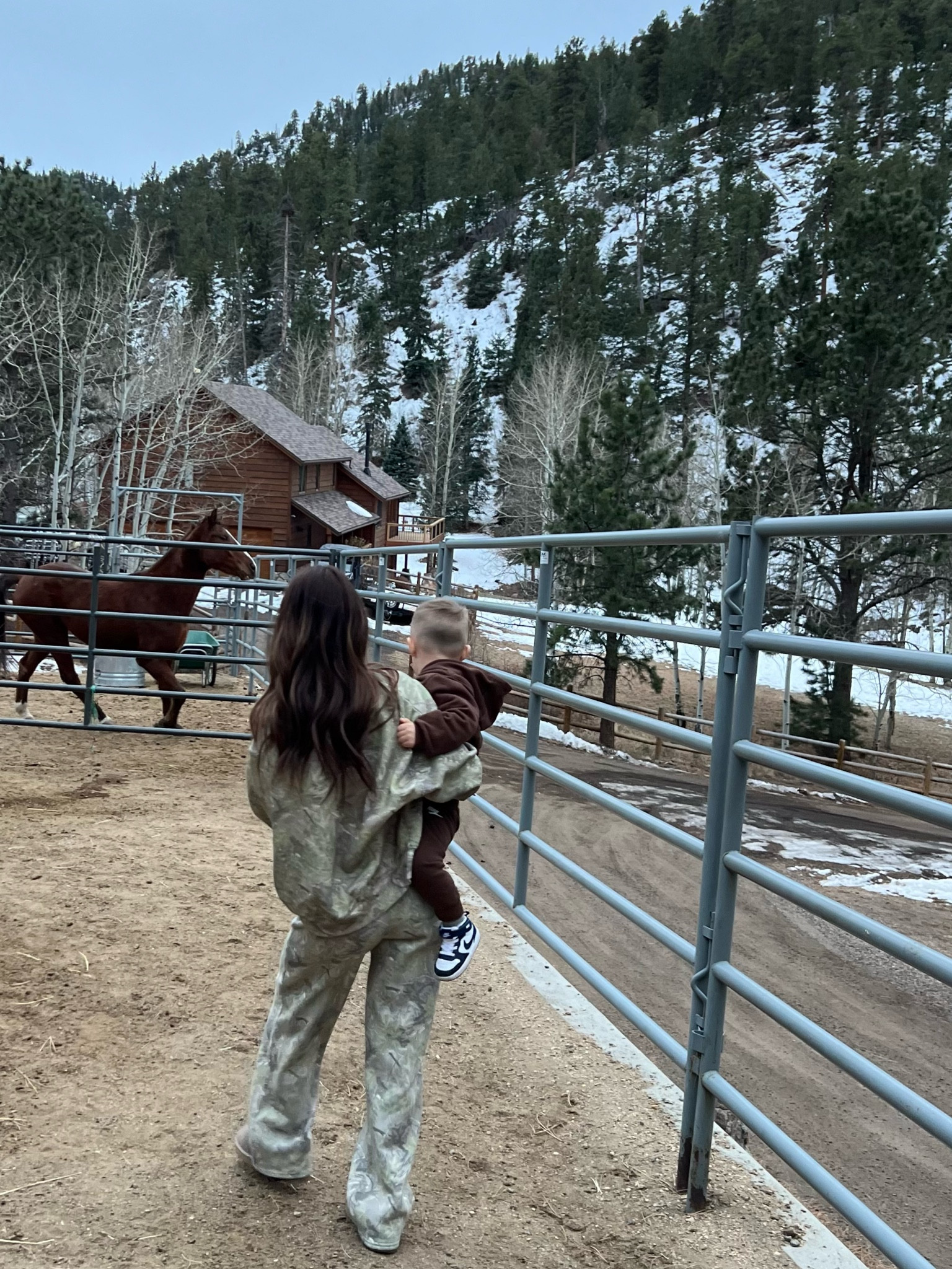 I stayed so cozy in this oversized camo set from PacSun—it was perfect for the chilly weather on our Colorado getaway! 🍂❄️ #LTKtravel #LTKunder100 

#LTKTravel #LTKSeasonal #LTKHoliday