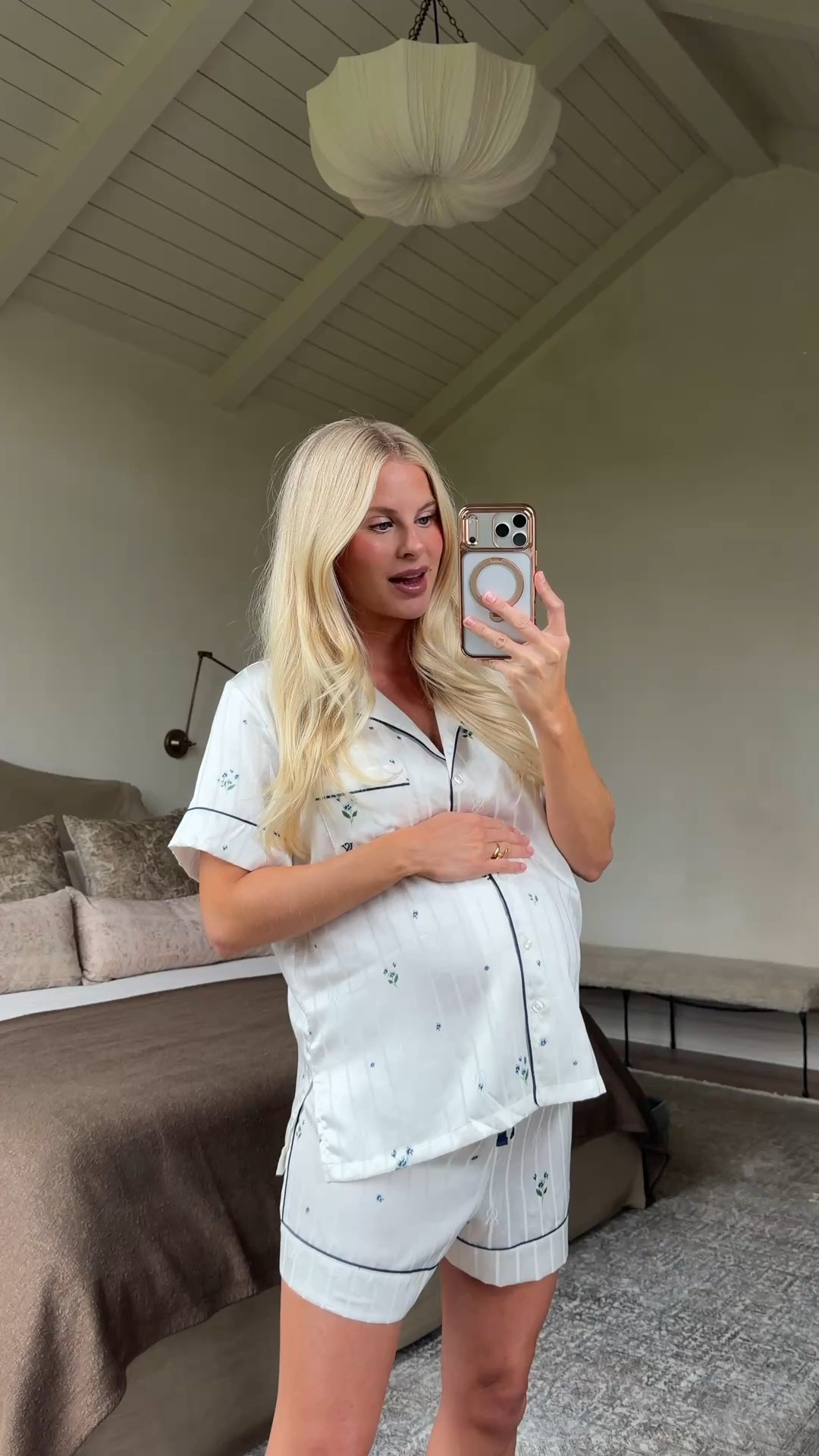 Wearing a medium in pj set! #kathleenpost

Spring pajamas, bump friendly, maternity, postpartum, Mother’s Day gift