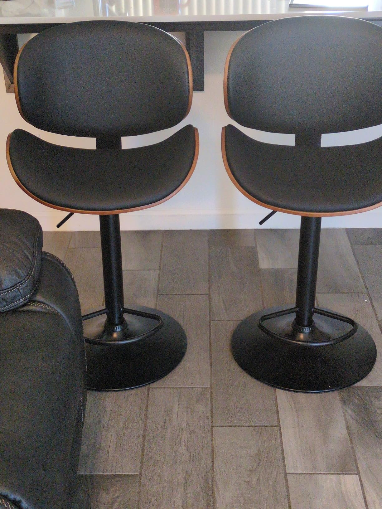 KCC Bar Stools Set of 2, Swivel Adjustable Height Barstools, PU Leather Upholstered Bar Chairs wi... | Amazon (US)
