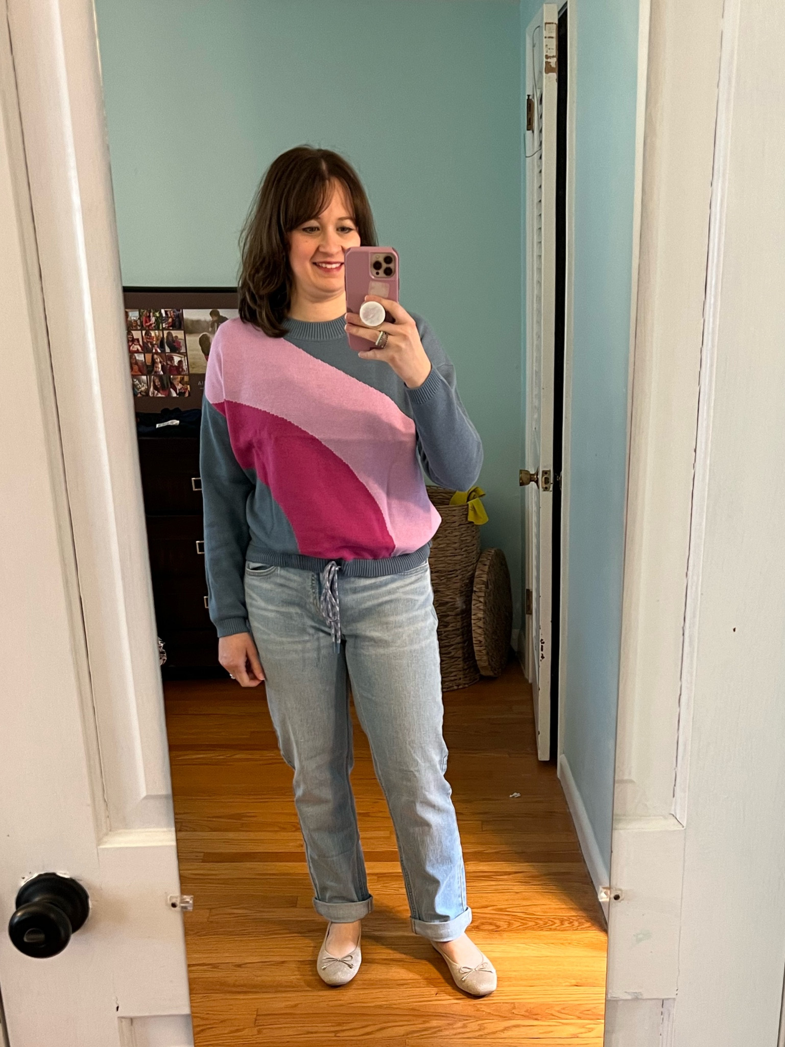 Cute casual color blocked sweater from Loft.  Dusty teal, lilac, and amethyst.  Drawstring waist.  

I’m sizing down one for a less boxy fit.  

#hocsummer #coolsummer #lightsummer #softsummer #pastelsummer #darksummer #brownsummer #sweetpeasummer #summerpalette #summerfinds

#LTKfindsunder50 #LTKsalealert #LTKfitness