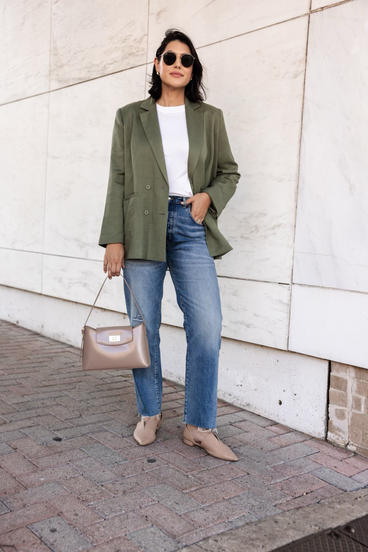 My very favorite jeans from Madewell are on sale! Under $100 with an extra 25% off if you buy $175. 

I'm in the 30, true to size. 
I'm in the medium of the blazer.  

 
