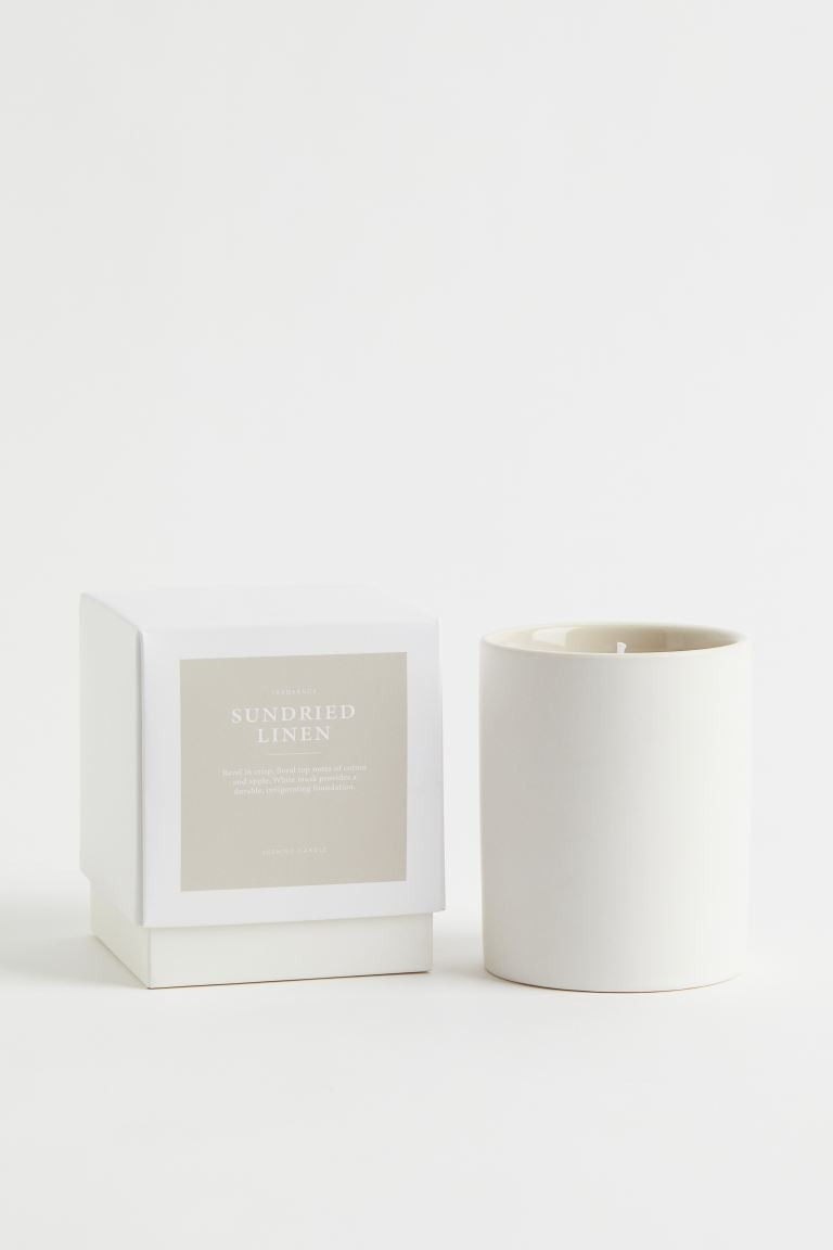 Scented Candle in Ceramic Holder | H&M (US + CA)