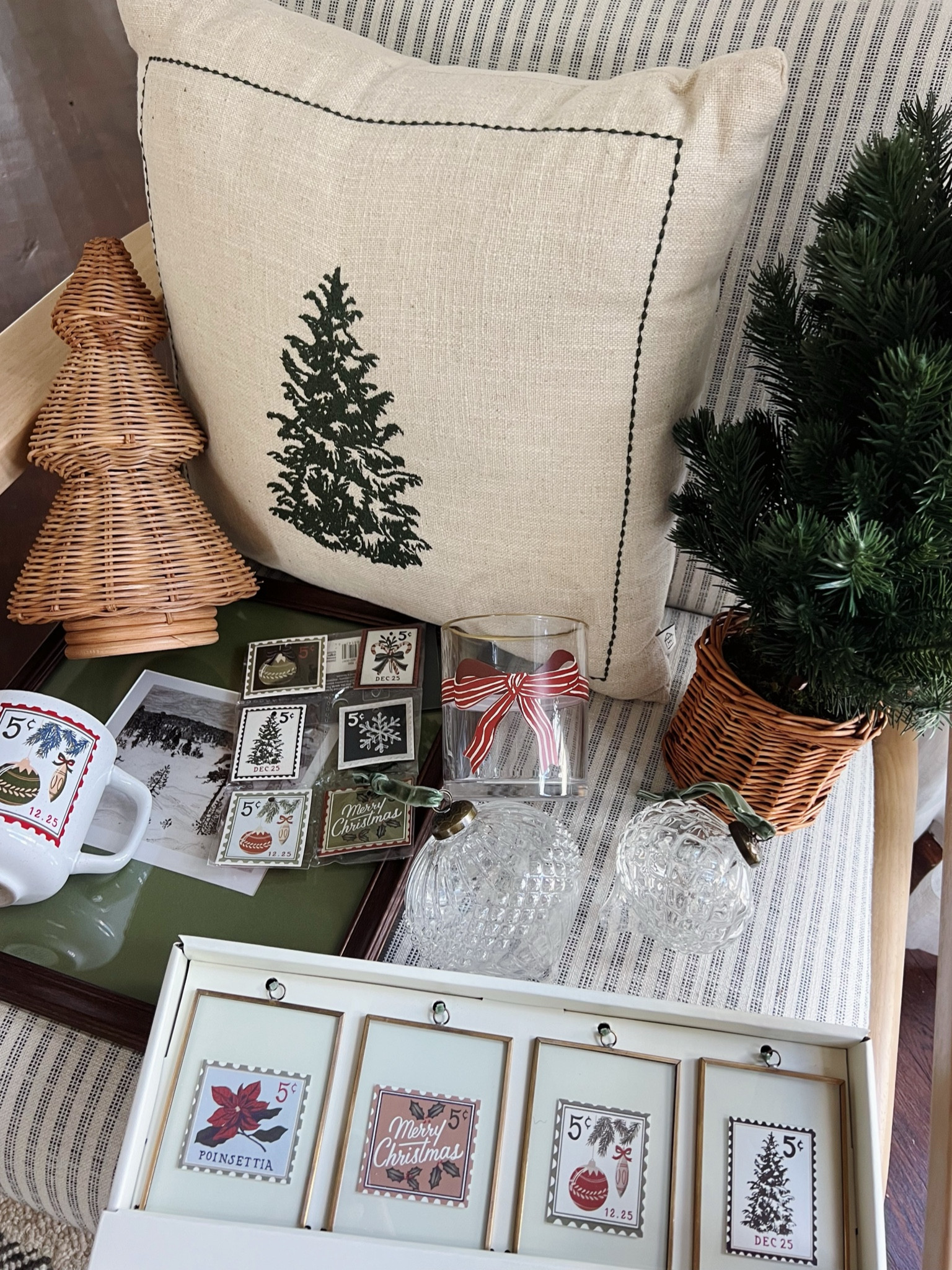 christmas target haul 🌲💌

#LTKSeasonal #LTKHome #LTKHoliday