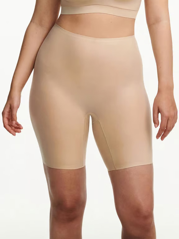 SoftStretch High Waist Mid-Thigh Short Nude Sand | Chantelle Lingerie