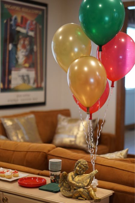 Holiday party - Christmas decor - Christmas party balloons 

#LTKparties #LTKHoliday #LTKhome