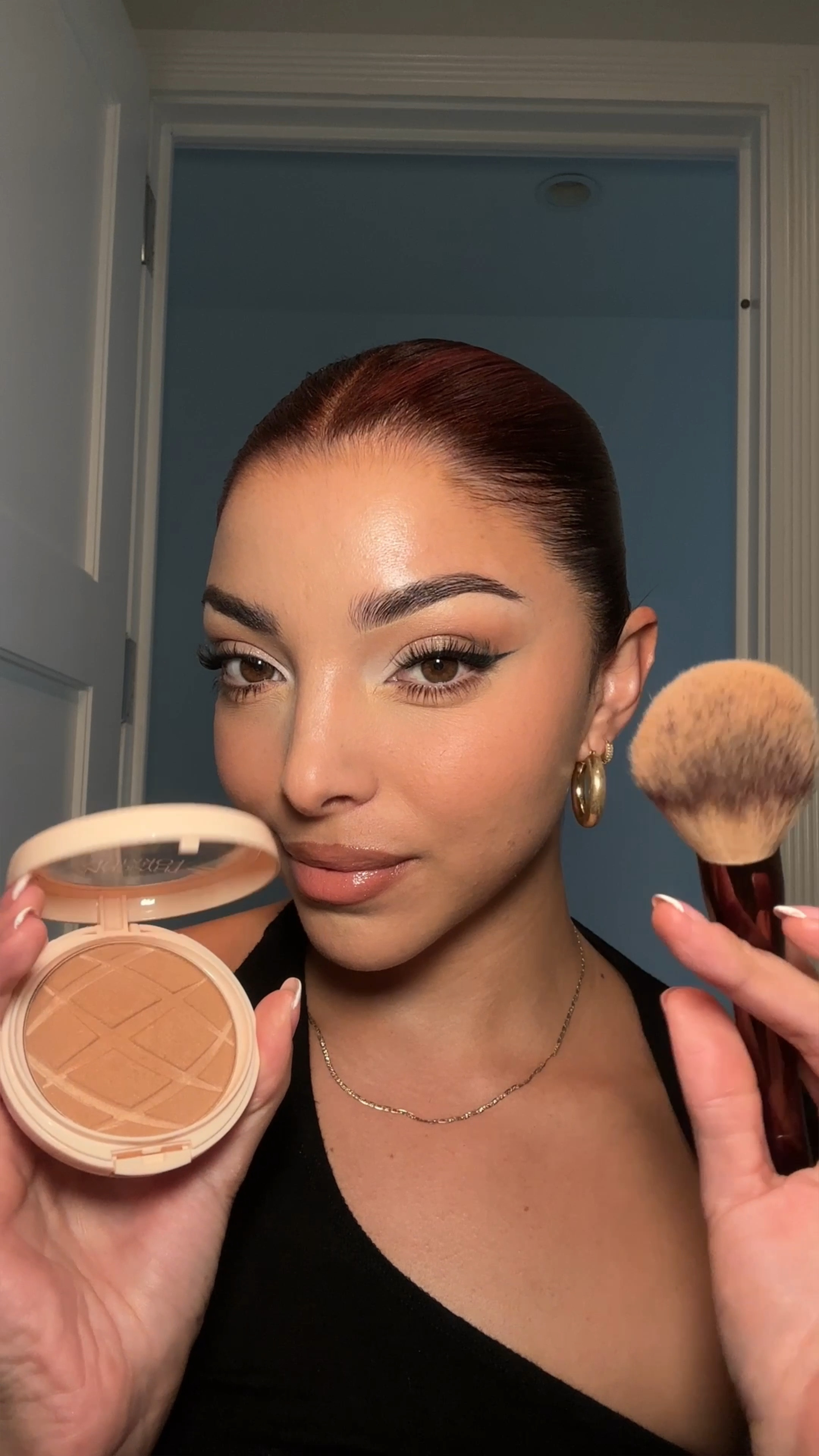 This is how I Contour without contour ✨

#LTKVideo #LTKbeauty
