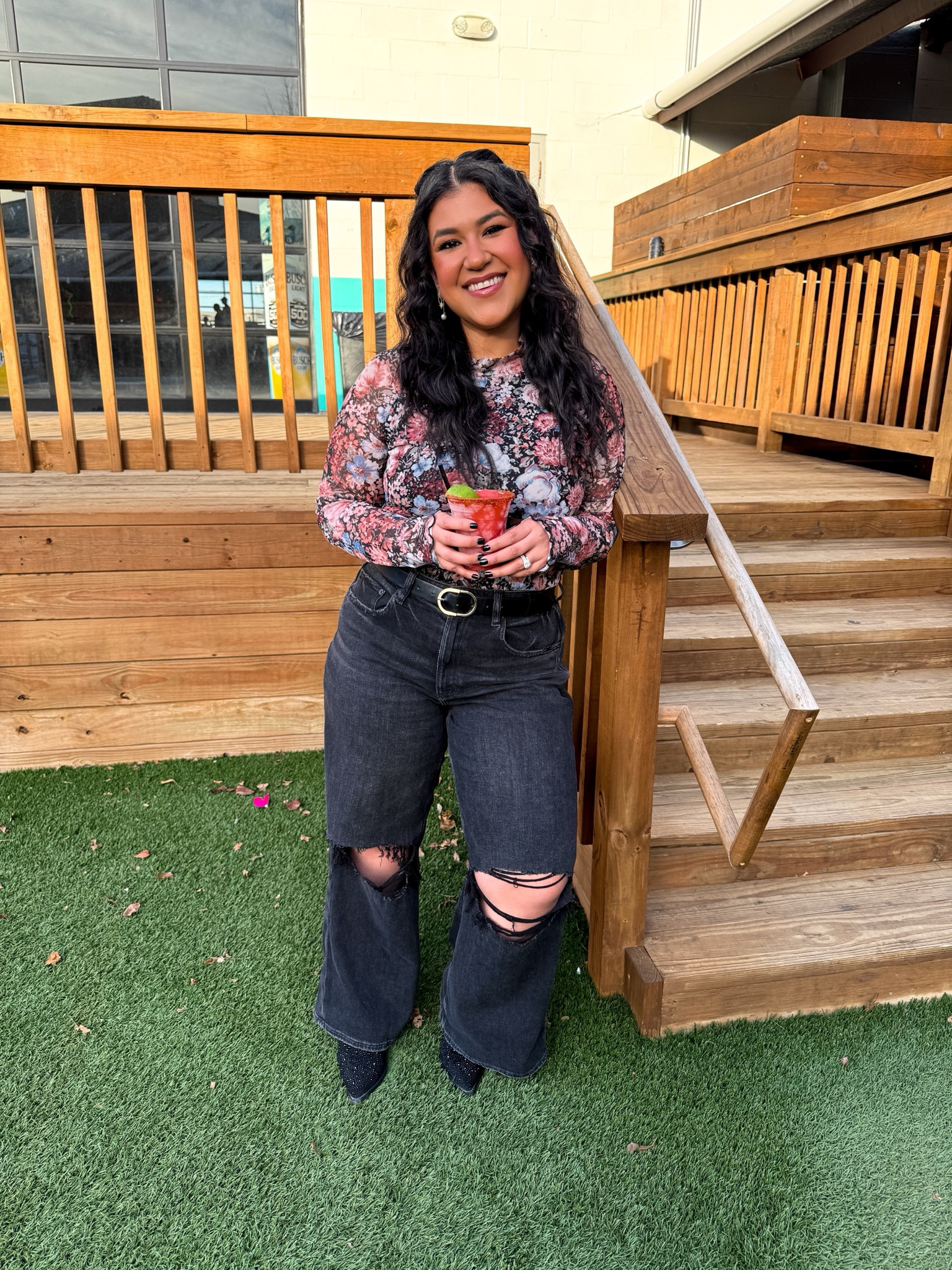 TOP: from Amazon, size large, true to size  // JEANS: American Eagle, size 12 short, true to size 

#LTKPetite #LTKMidsize #LTKFindsUnder50