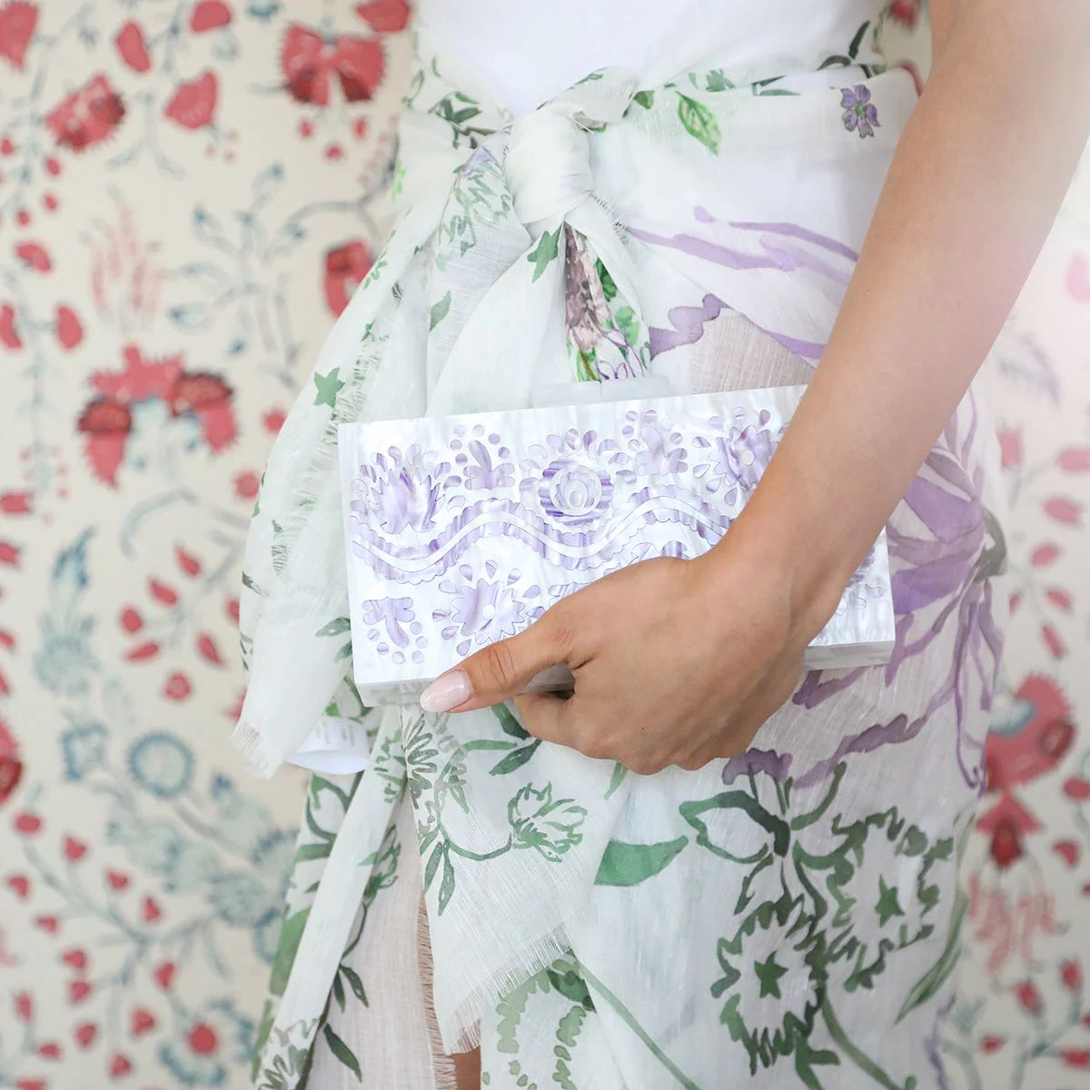 Tahiti Clutch in Lavender | Over The Moon