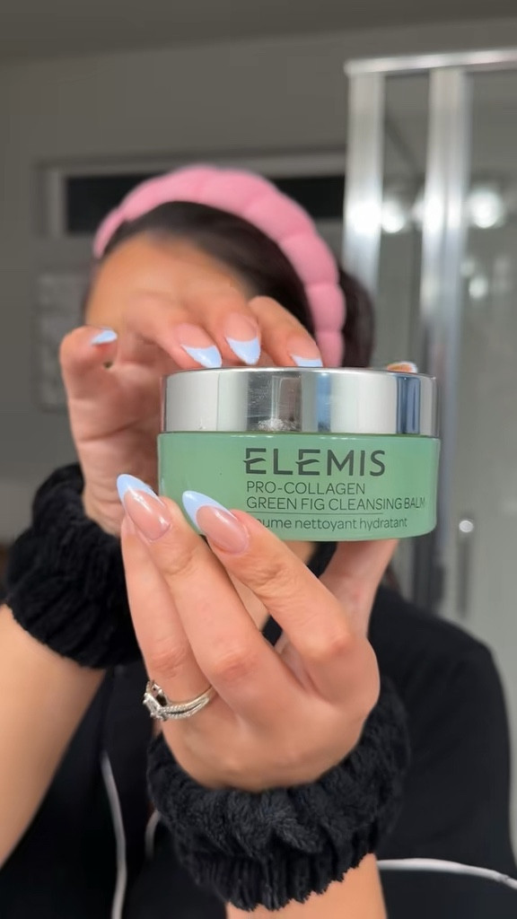 Taking the day off feels like a treat 🙂‍↕️✨ 

#skincare #skincareroutine #nighttimeroutine

#LTKFindsUnder100 #LTKBeauty #LTKGiftGuide