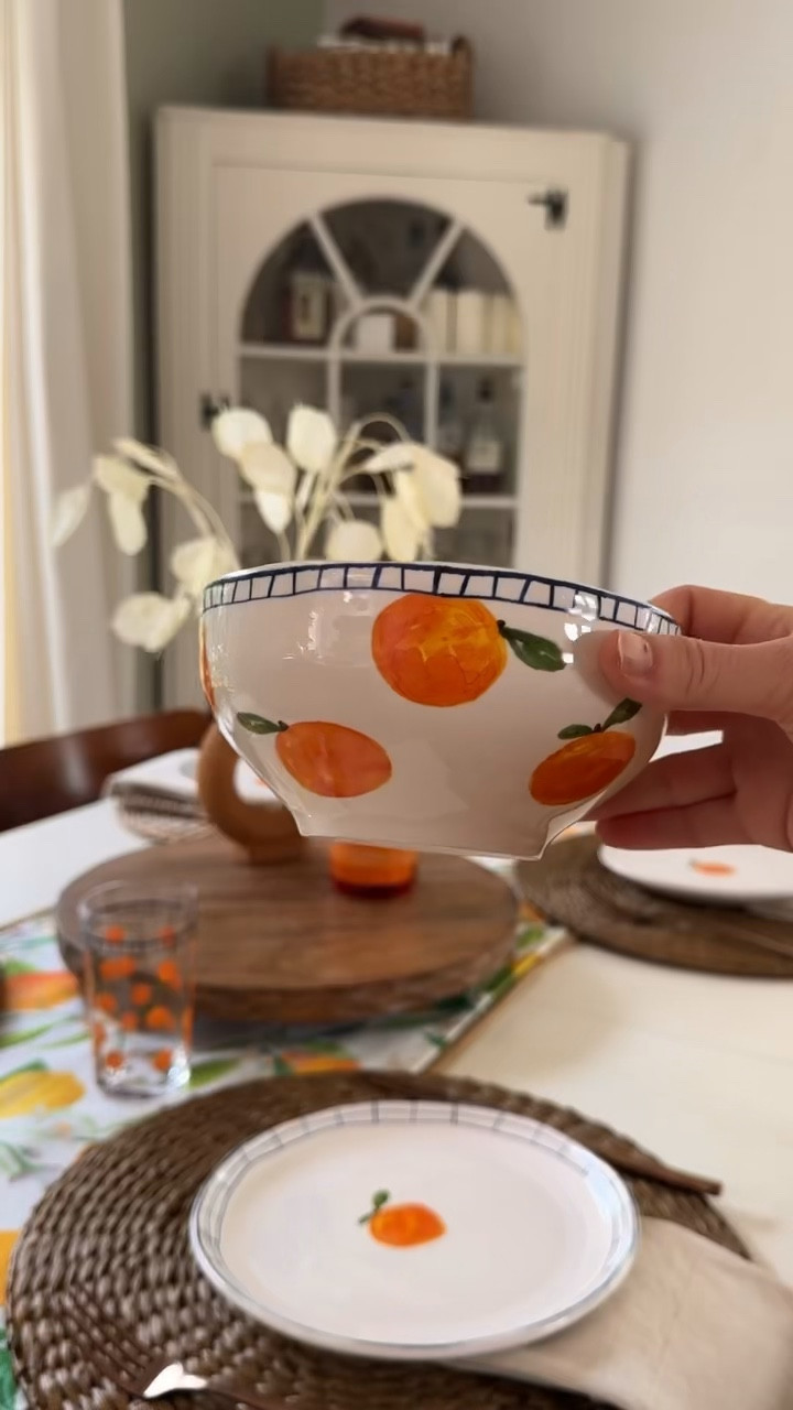 Let’s make this space ORANGE! 🍊🧡 Whoever said orange is just a Fall color was wrong 🤣🍊 Added lots of cute citrus things - what’s your summer color scheme? #oranges #orangedecor #orangehome #springdecor #summerdecor

#LTKVideo #LTKfindsunder50 #LTKhome
