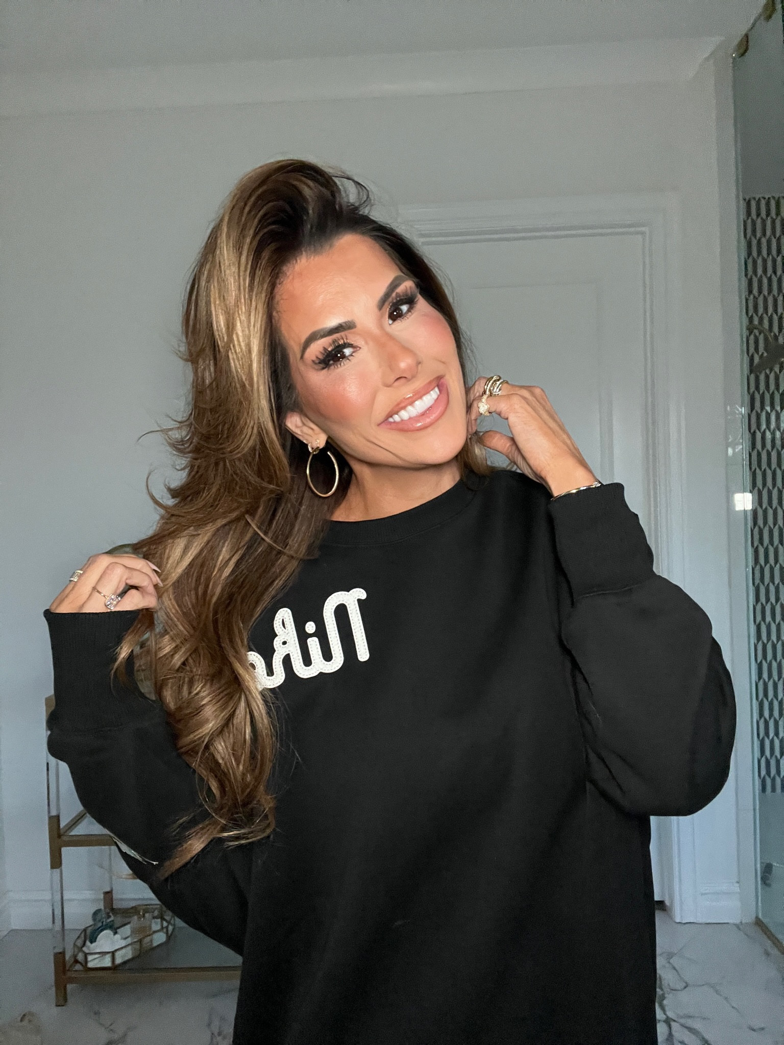 Wearing a small in sweatshirt! 

Loungewear, sweatshirt, nike, black sweatshirt, casual outfit, Nordstrom, Emily Ann Gemma 

#LTKstyletip